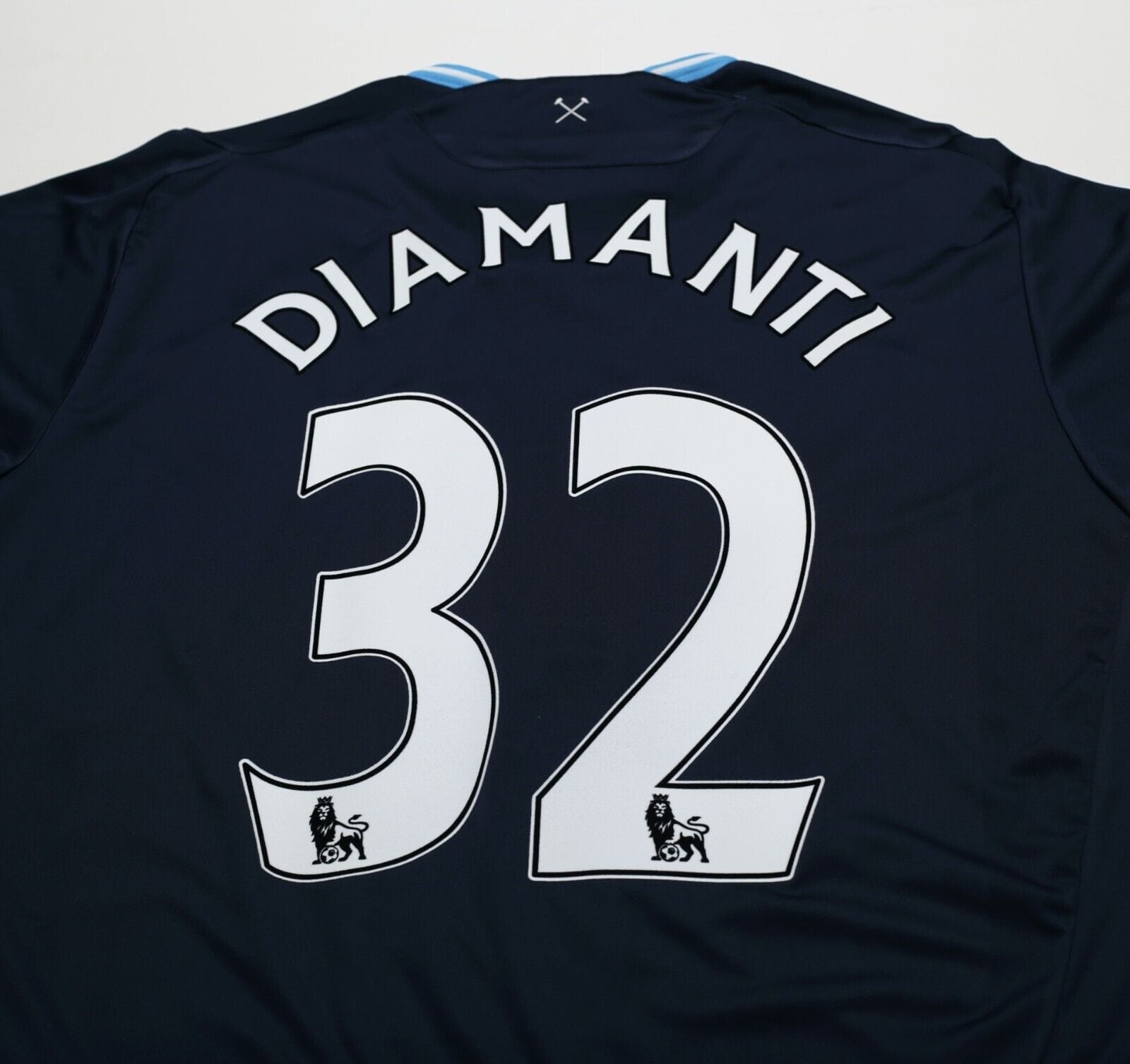 2009/10 DIAMANTI #32 West Ham Vintage Umbro Away Football Shirt (XL)