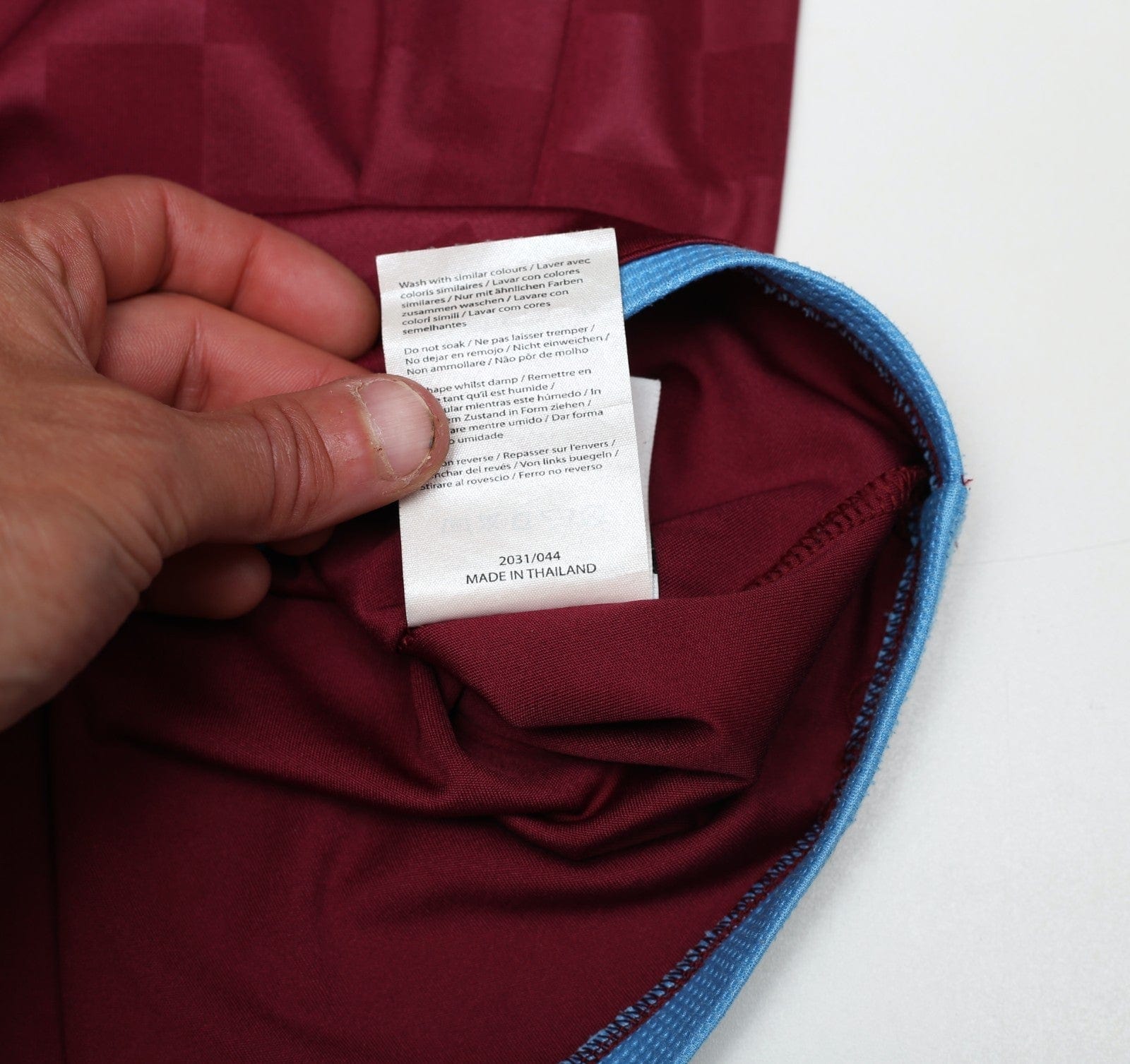 2009/10 DIAMANTI #32 West Ham Vintage Umbro Home Football Shirt (L)