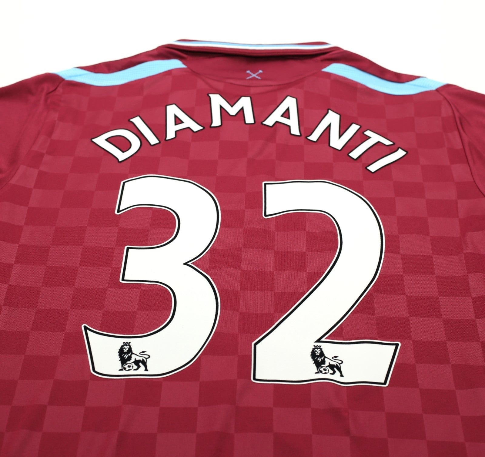 2009/10 DIAMANTI #32 West Ham Vintage Umbro Home Football Shirt (L)