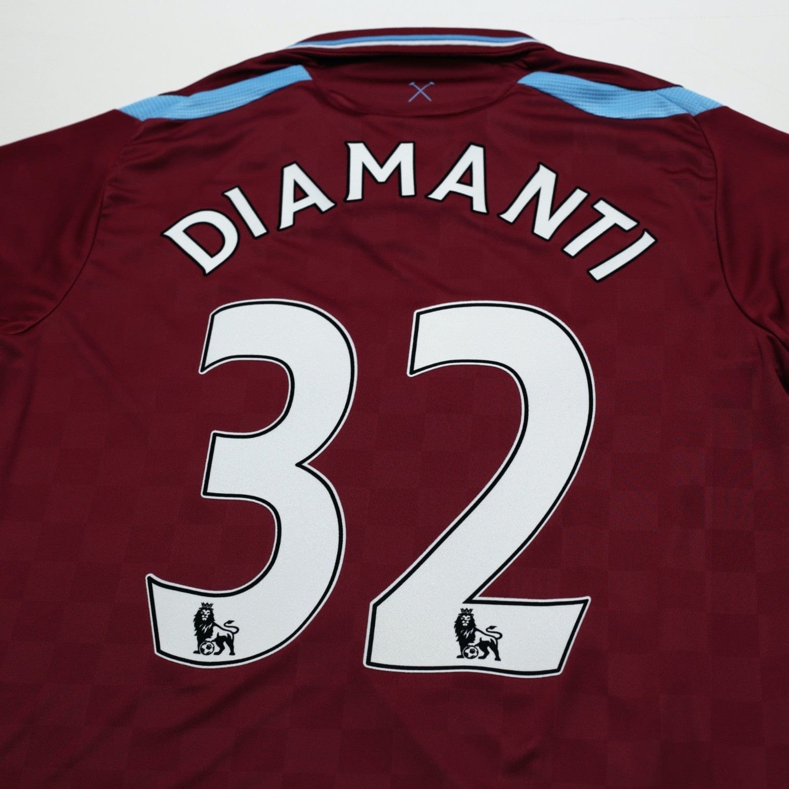 2009/10 Diamanti #32 West Ham Vintage Umbro Home Football Shirt (M)