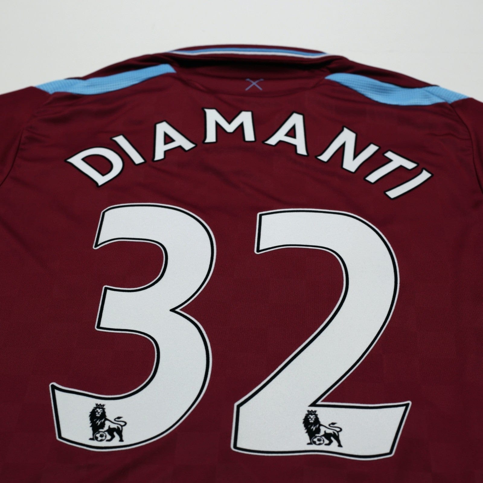 2009/10 Diamanti #32 West Ham Vintage Umbro Home Football Shirt (M)