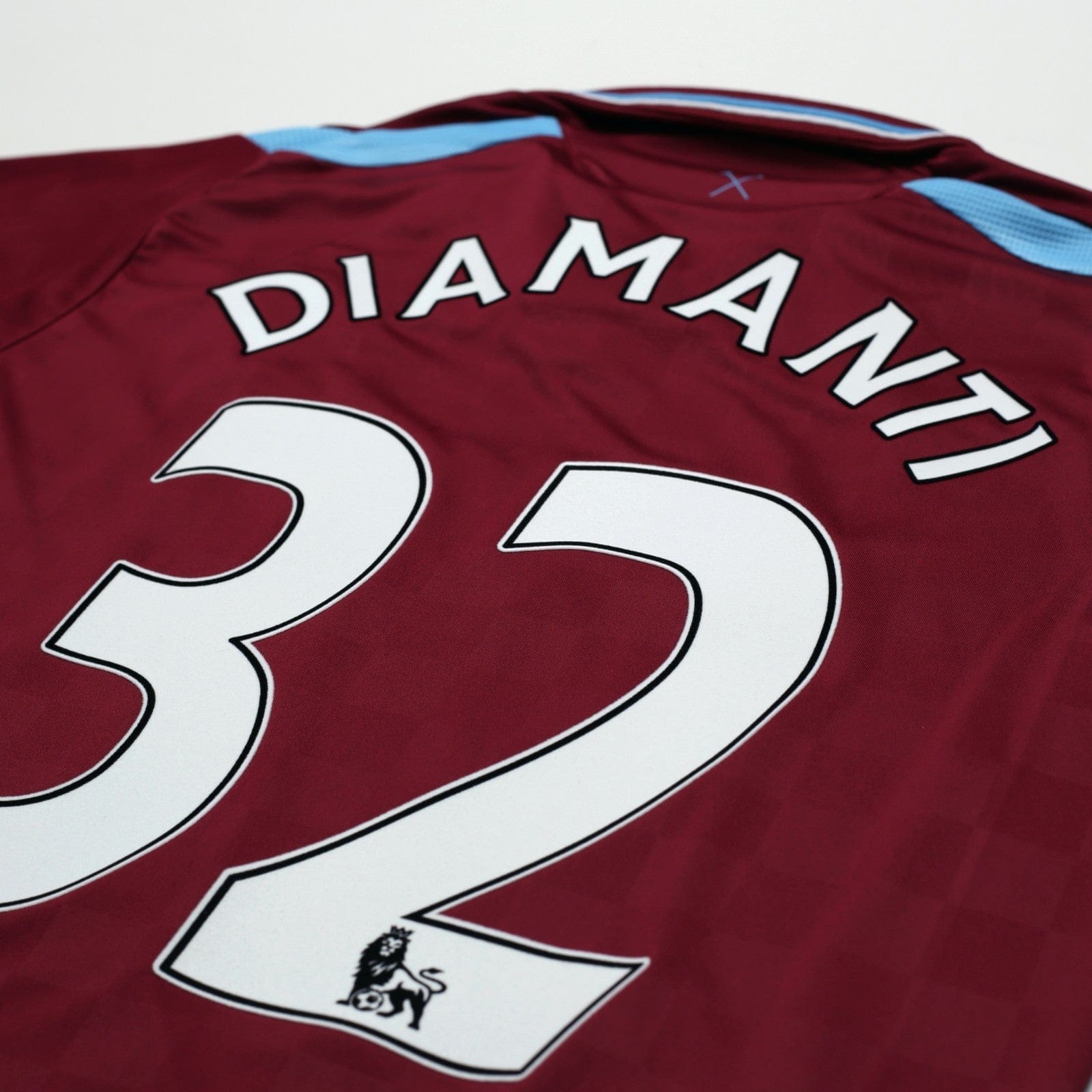 2009/10 Diamanti #32 West Ham Vintage Umbro Home Football Shirt (M)