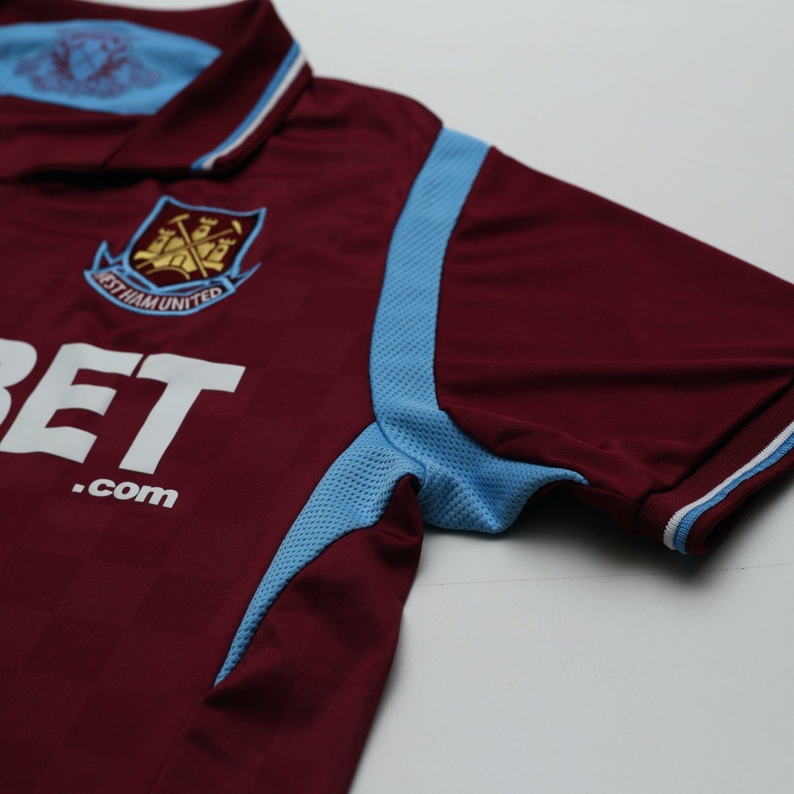 2009/10 Diamanti #32 West Ham Vintage Umbro Home Football Shirt (M)