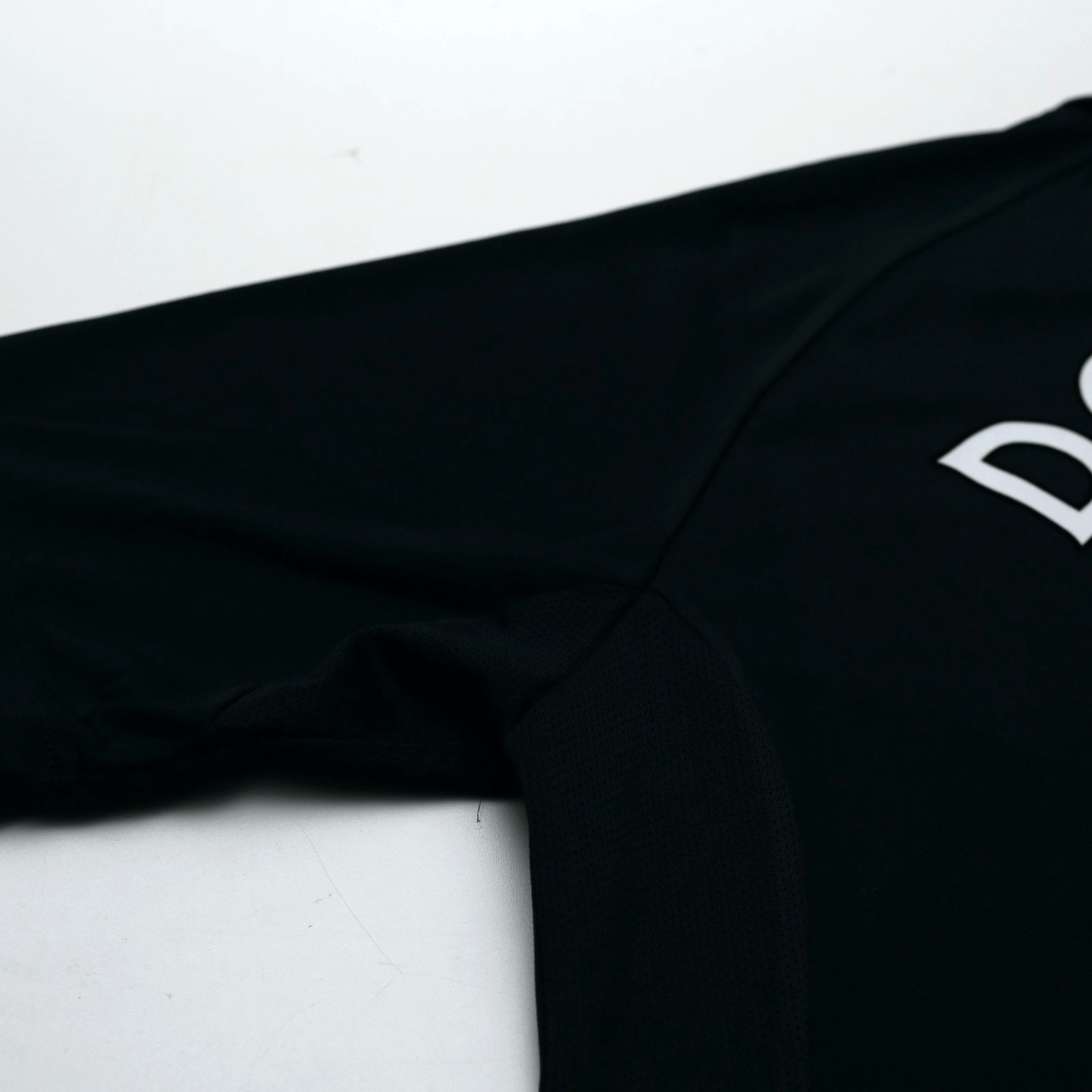 2009/10 Donovan #9 Everton Vintage le coq sportif Away Football Shirt (L)