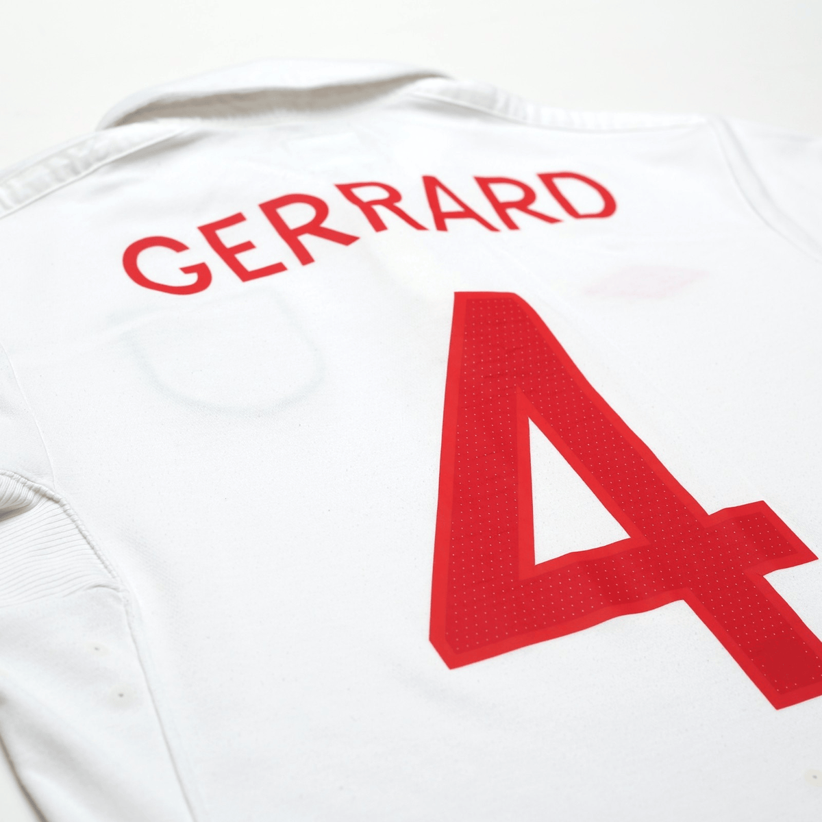 2009/10 Gerrard #4 England Vintage Umbro Home Football Shirt (S) WC 2010 (38)