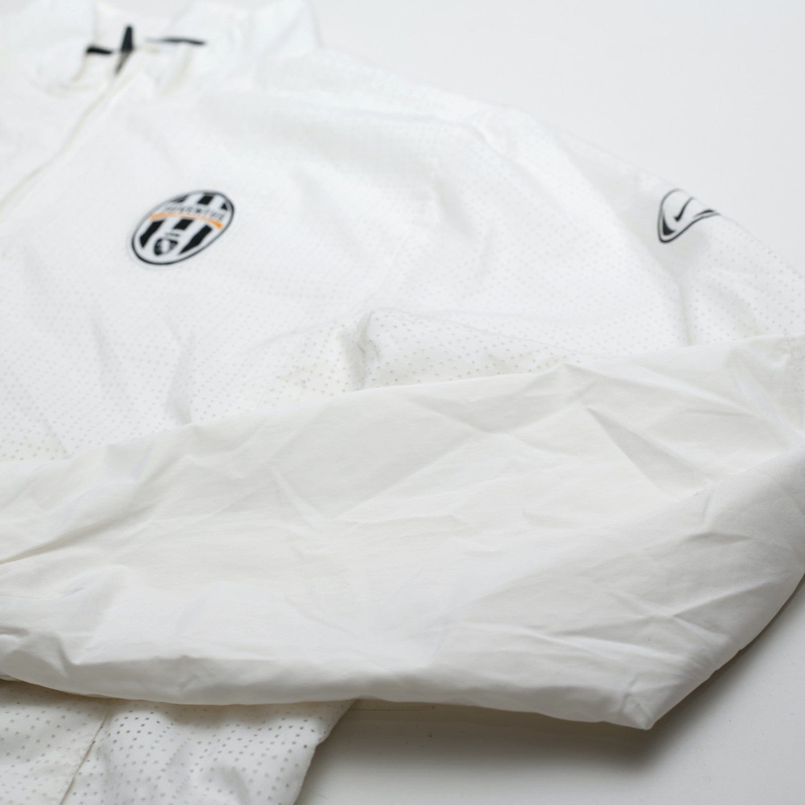 2009/10 Juventus Vintage Nike Football Track Top Jacket (M/L)