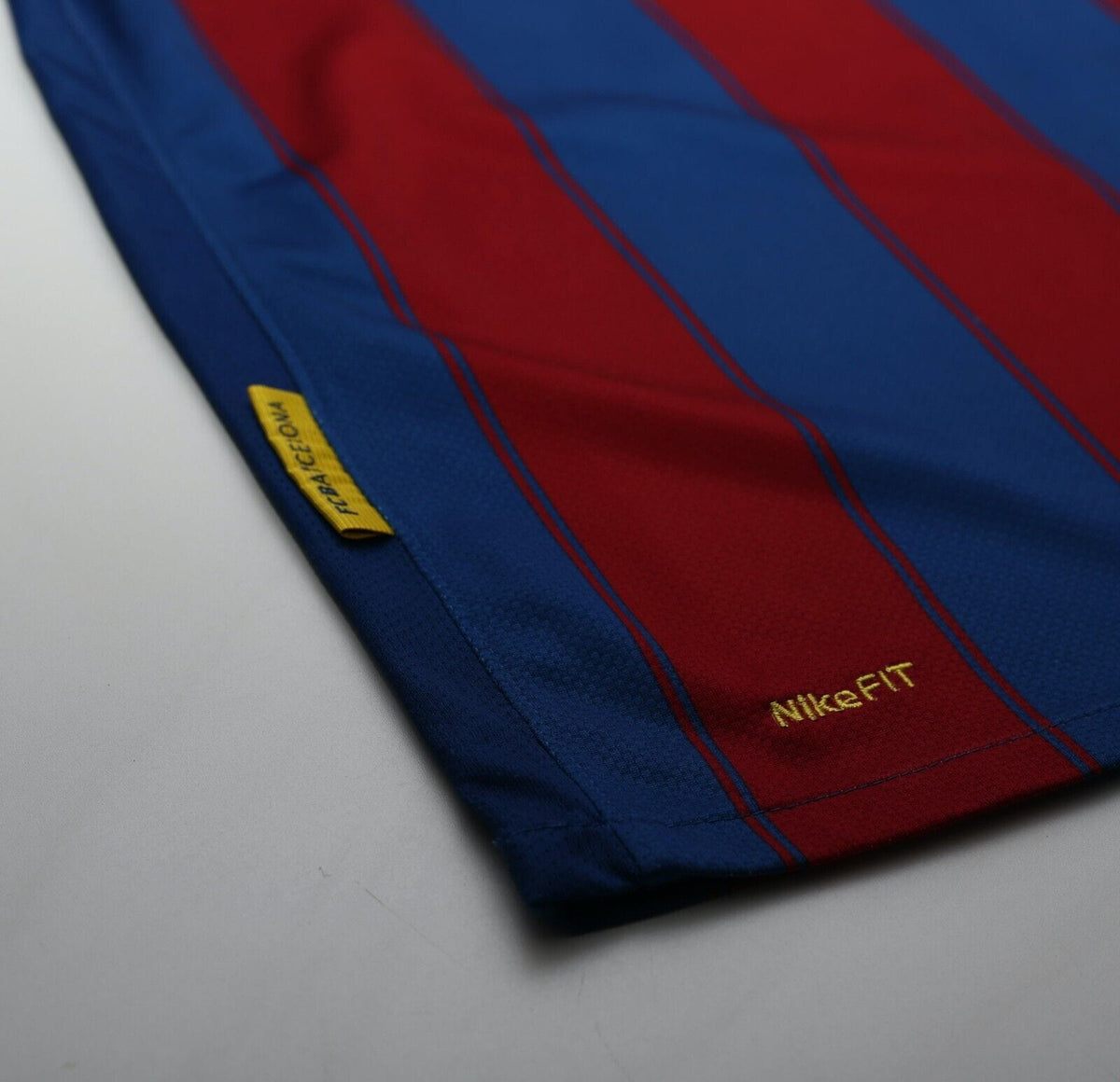 2009/10 MESSI #10 Barcelona Vintage Nike Long Sleeve Home Football Shirt (S)