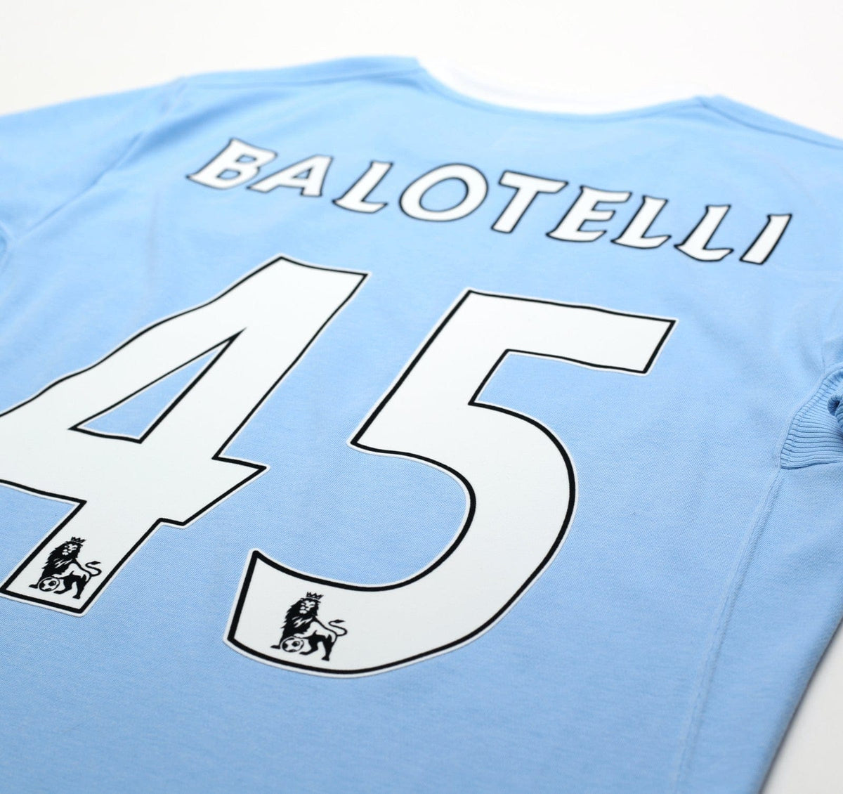 2010/11 BALOTELLI #45 Manchester City Vintage Umbro Home Football Shirt (M) 40
