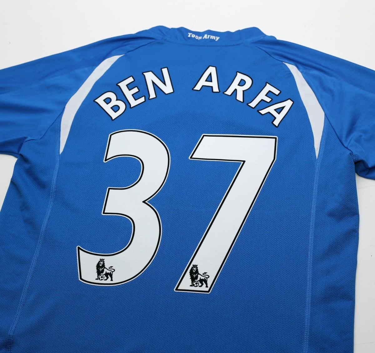 2010/11 BEN ARFA #37 Newcastle United Vintage PUMA Away Football Shirt (M)