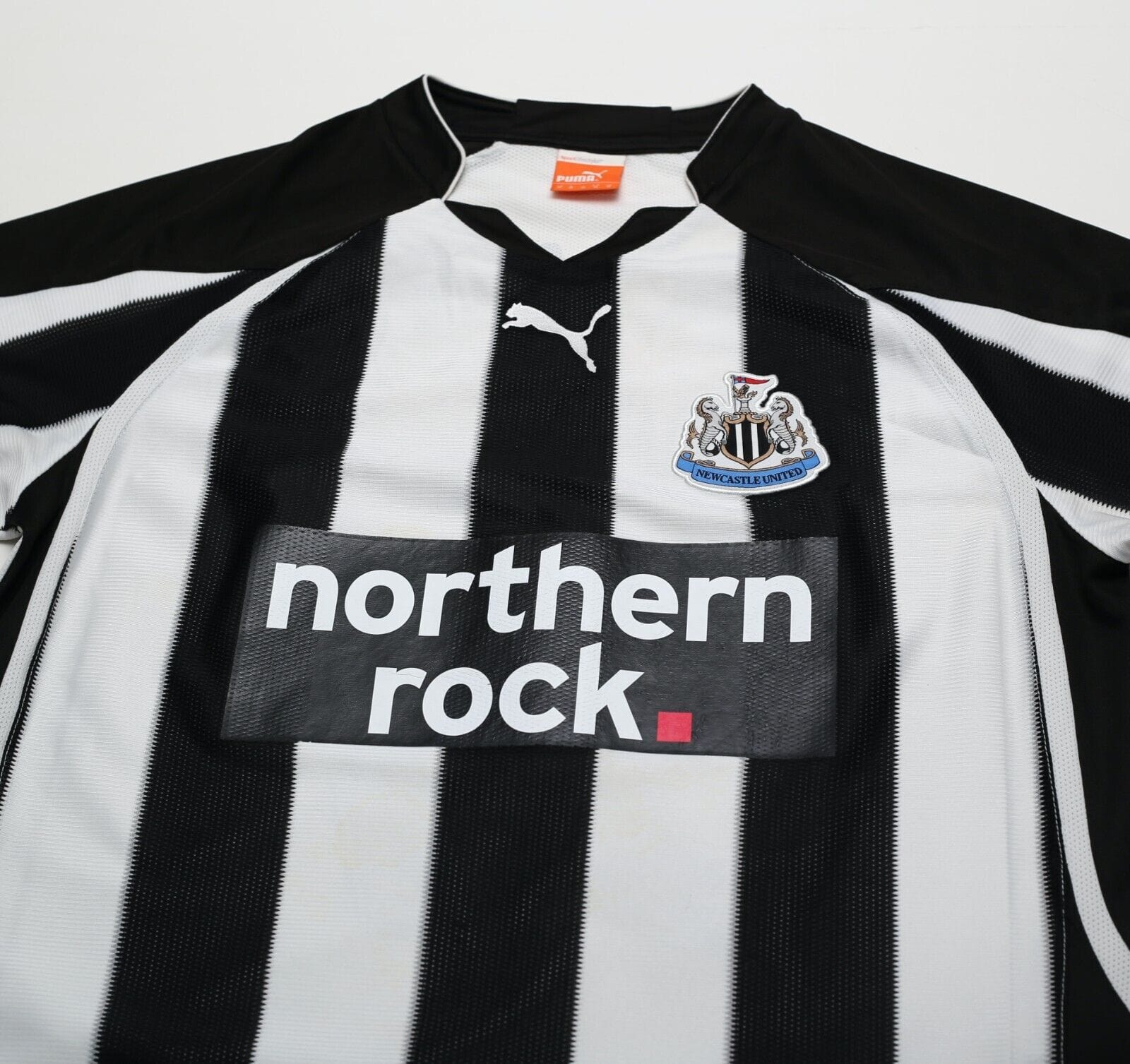 2010/11 BEN ARFA #37 Newcastle United Vintage PUMA Home Football Shirt (M)