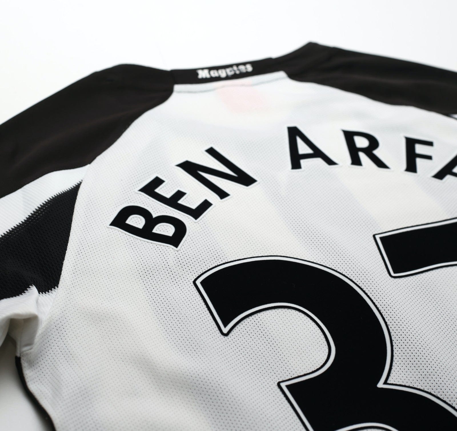 2010/11 BEN ARFA #37 Newcastle United Vintage PUMA Home Football Shirt (S)