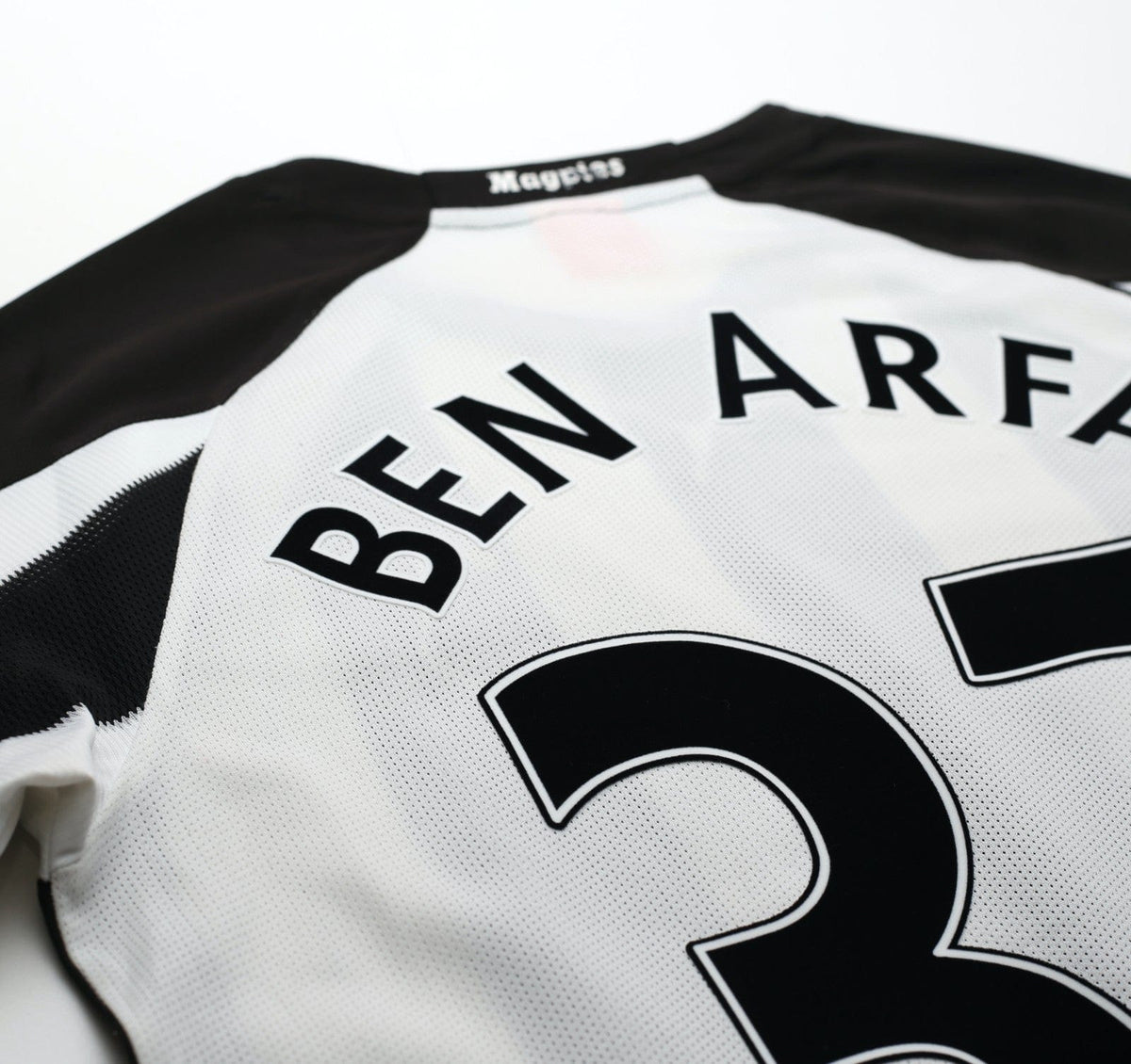 2010/11 BEN ARFA #37 Newcastle United Vintage PUMA Home Football Shirt (S)