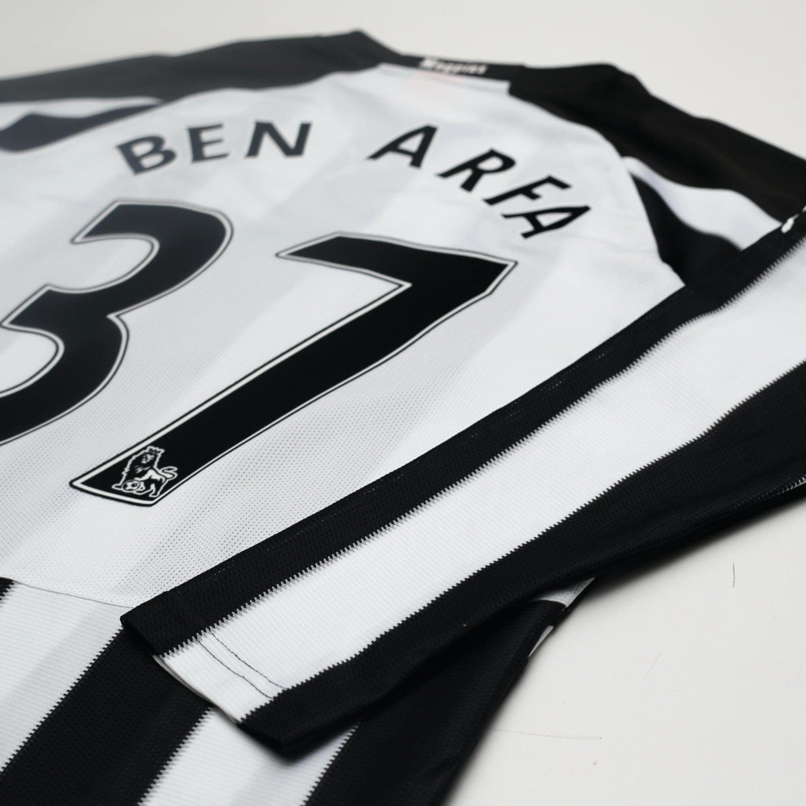 2010/11 Ben Arfa #37 Newcastle United Vintage PUMA LS Home Football Shirt (M)