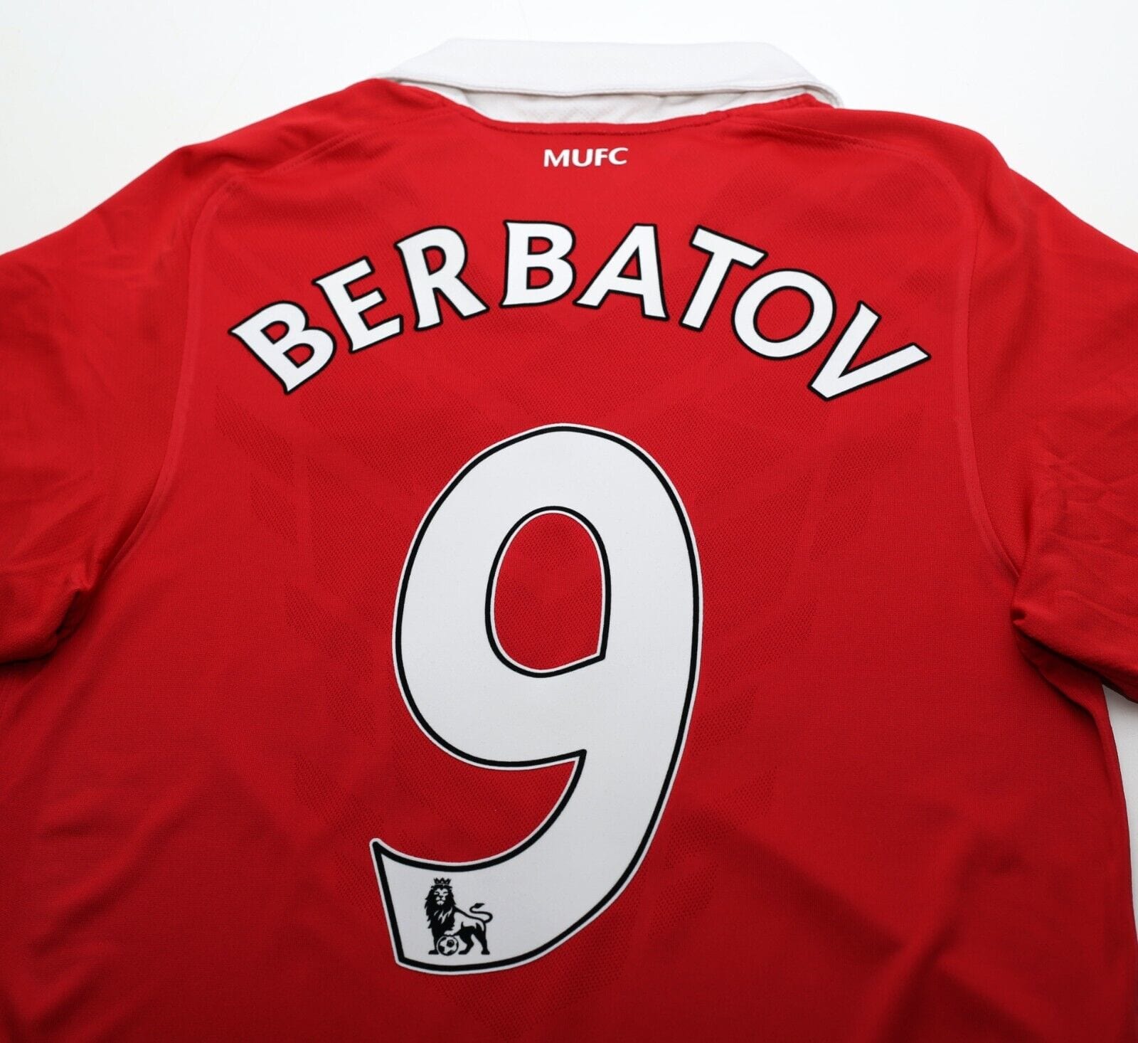 2010/11 BERBATOV #9 Manchester United Vintage Nike Home Football Shirt (S)