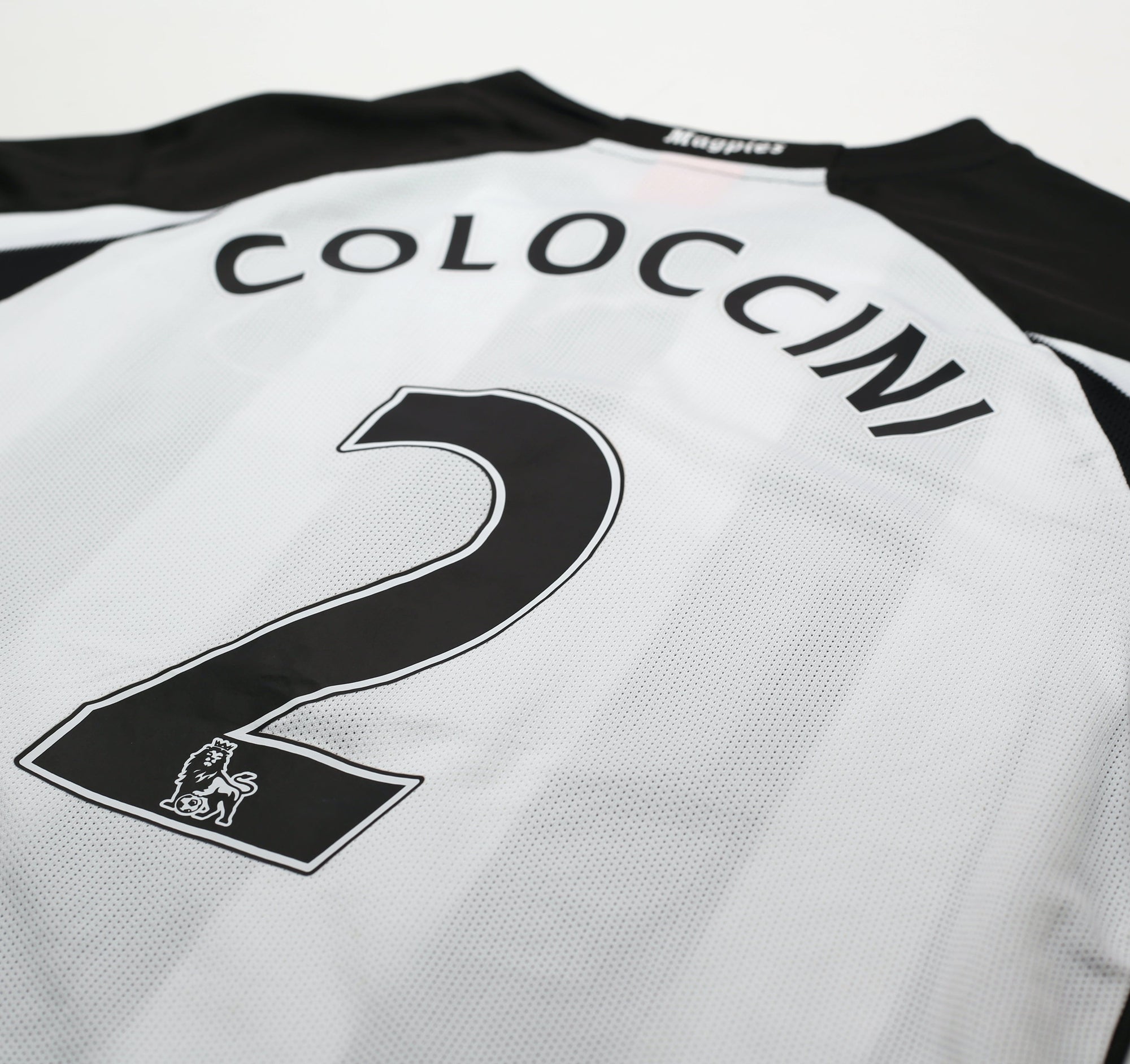 2010/11 COLOCCINI #2 Newcastle United Vintage PUMA Home Football Shirt (M)