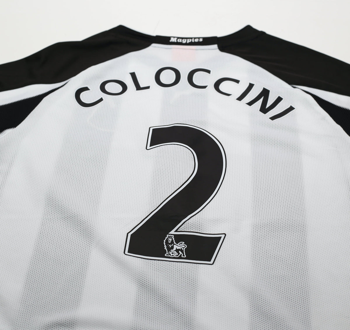 2010/11 COLOCCINI #2 Newcastle United Vintage PUMA Home Football Shirt (M)