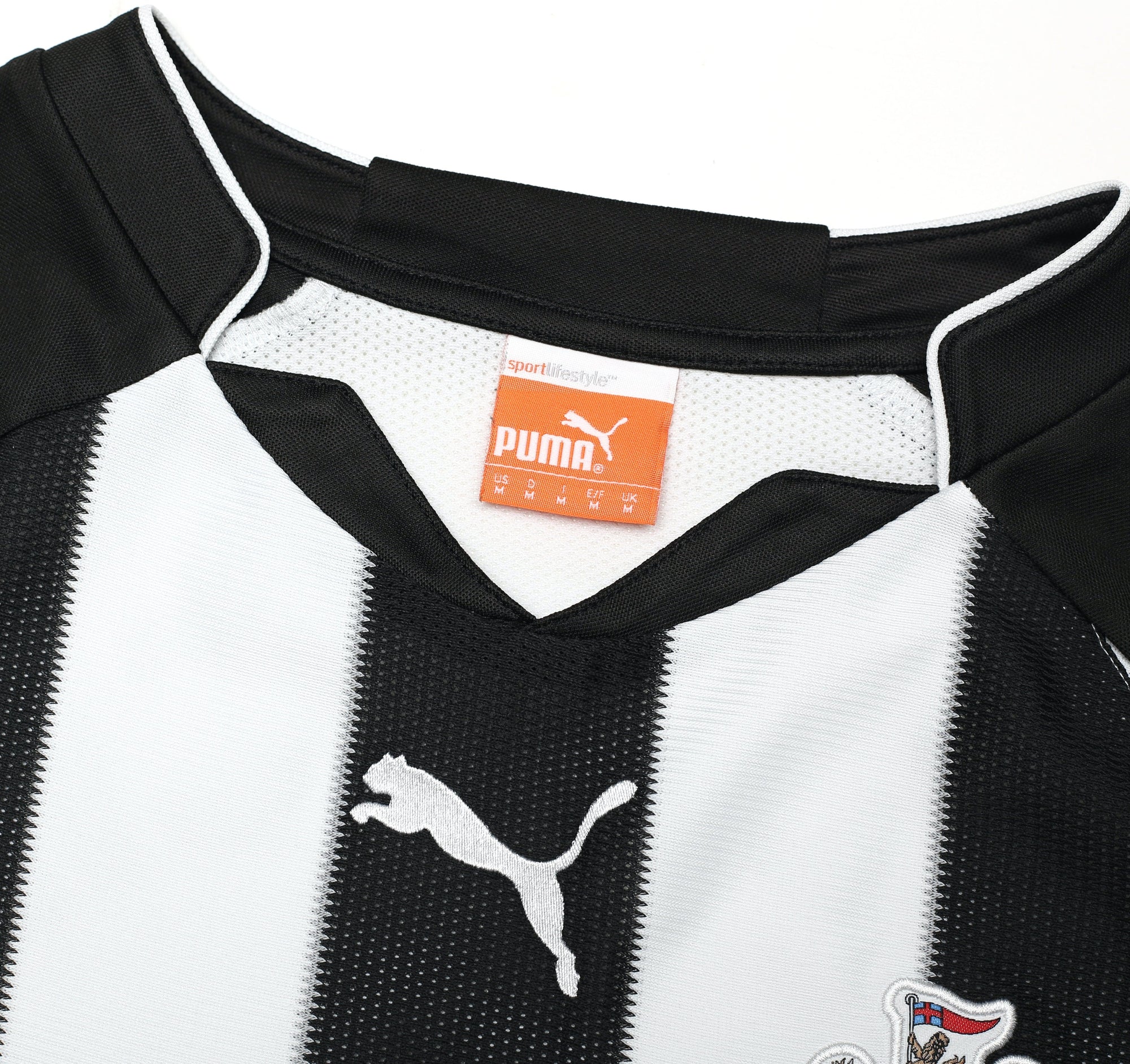 2010/11 COLOCCINI #2 Newcastle United Vintage PUMA Home Football Shirt (M)
