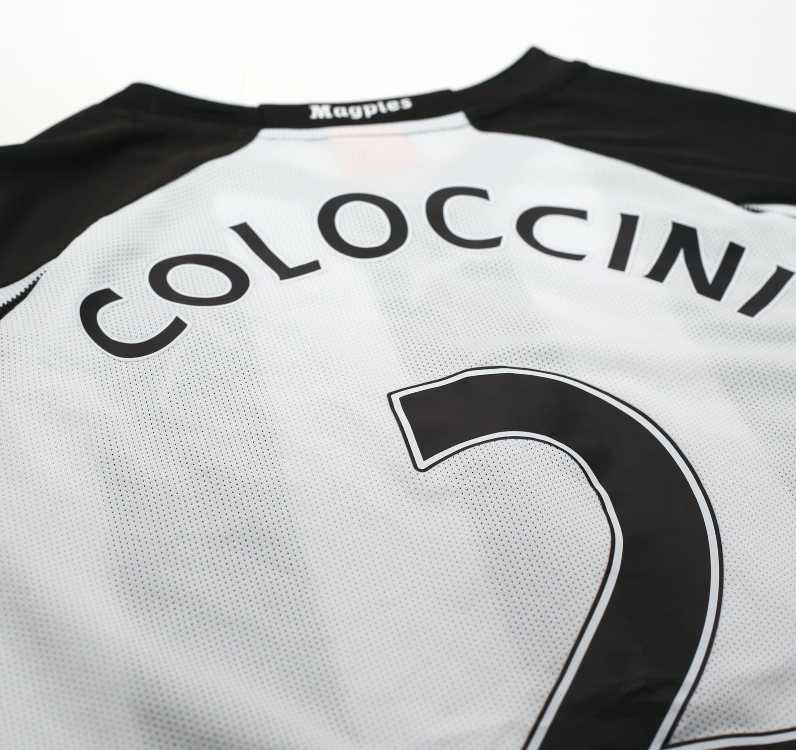 2010/11 COLOCCINI #2 Newcastle United Vintage PUMA Home Football Shirt (M)