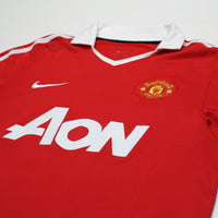 2010/11 Nani #17 Manchester United Vintage Home Football Shirt (M)