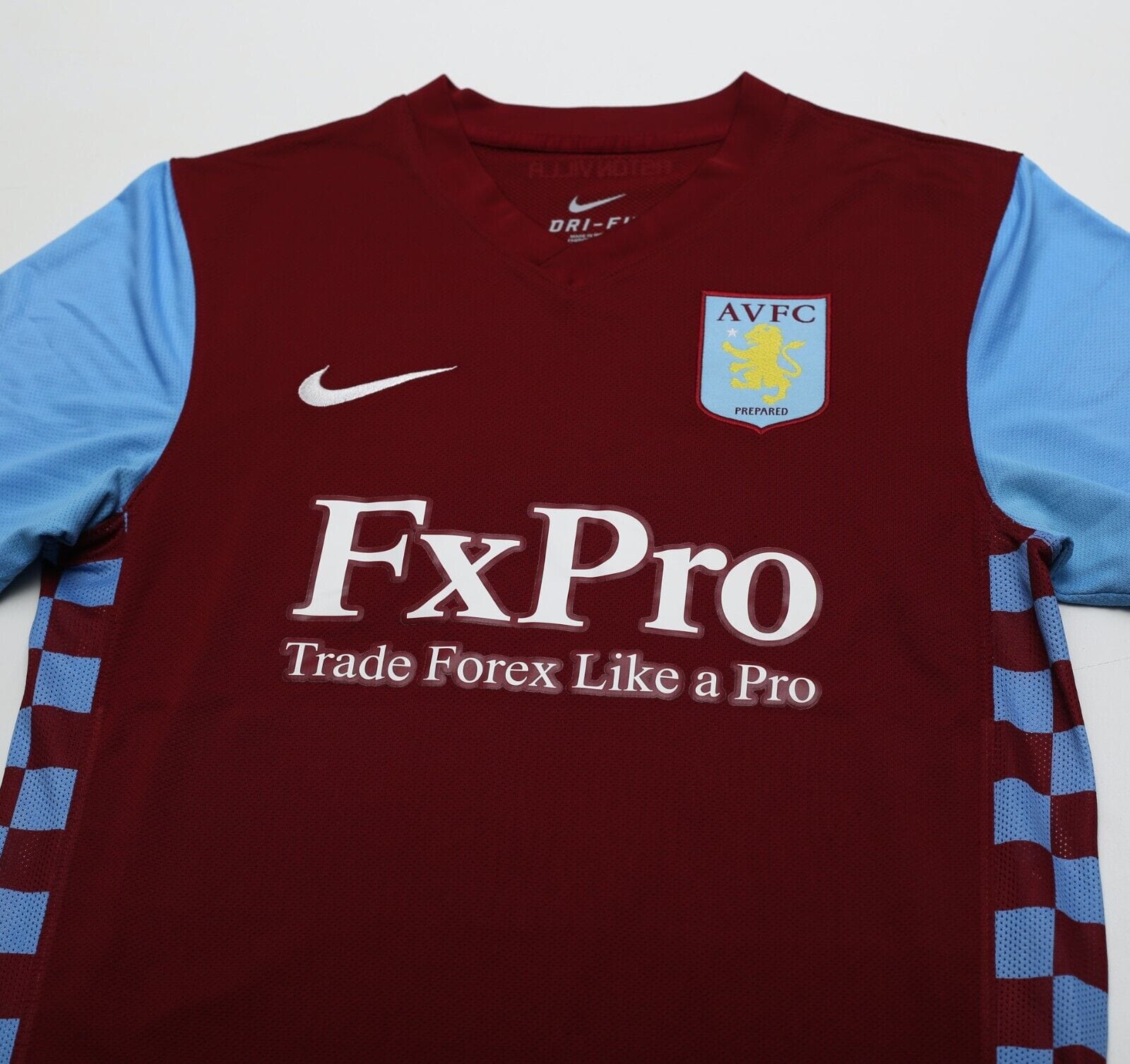 2010/11 PIRES #8 Aston Villa Vintage Nike Home Football Shirt (S)