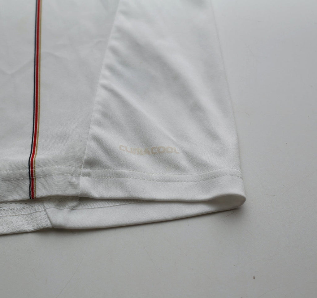 2010/11 SUAREZ #7 Liverpool Vintage adidas Away Football Shirt (M)