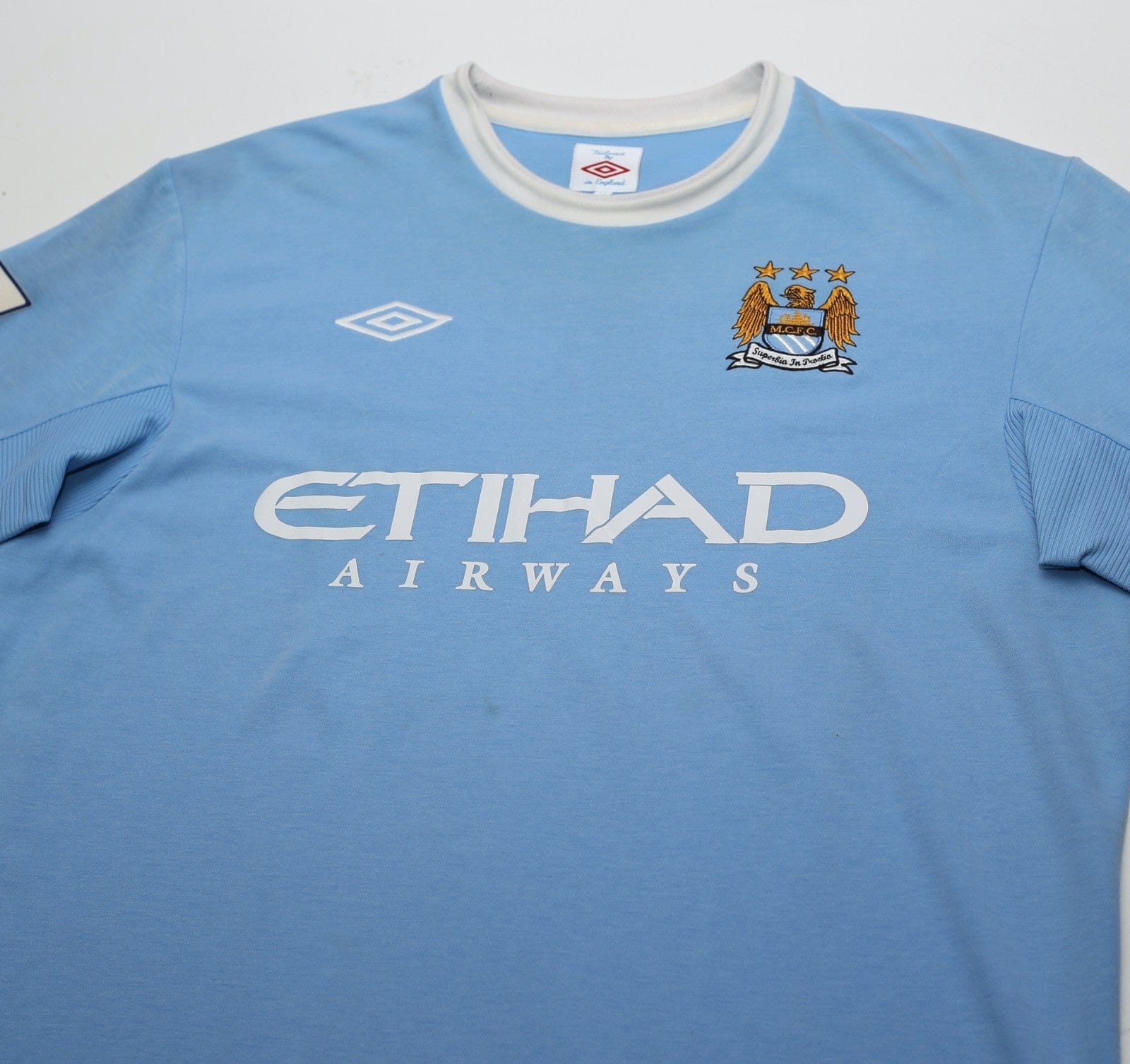 2010/11 TEVEZ #32 Manchester City Vintage Umbro Home Football Shirt (L) 44