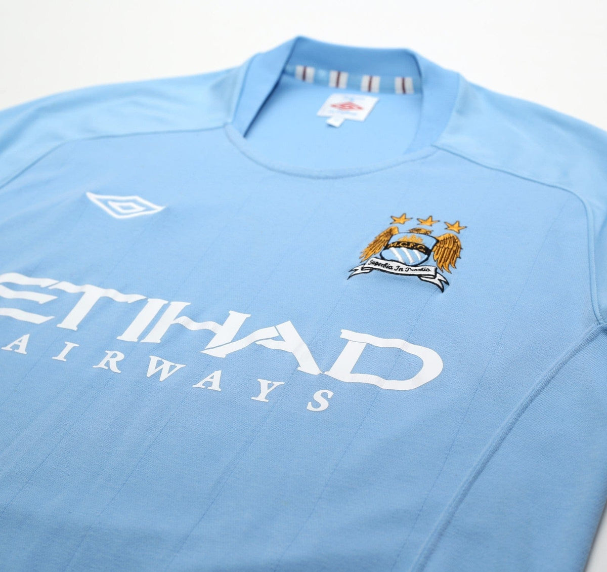 2010/11 TEVEZ #32 Manchester City Vintage Umbro Home Football Shirt (M/L) 42