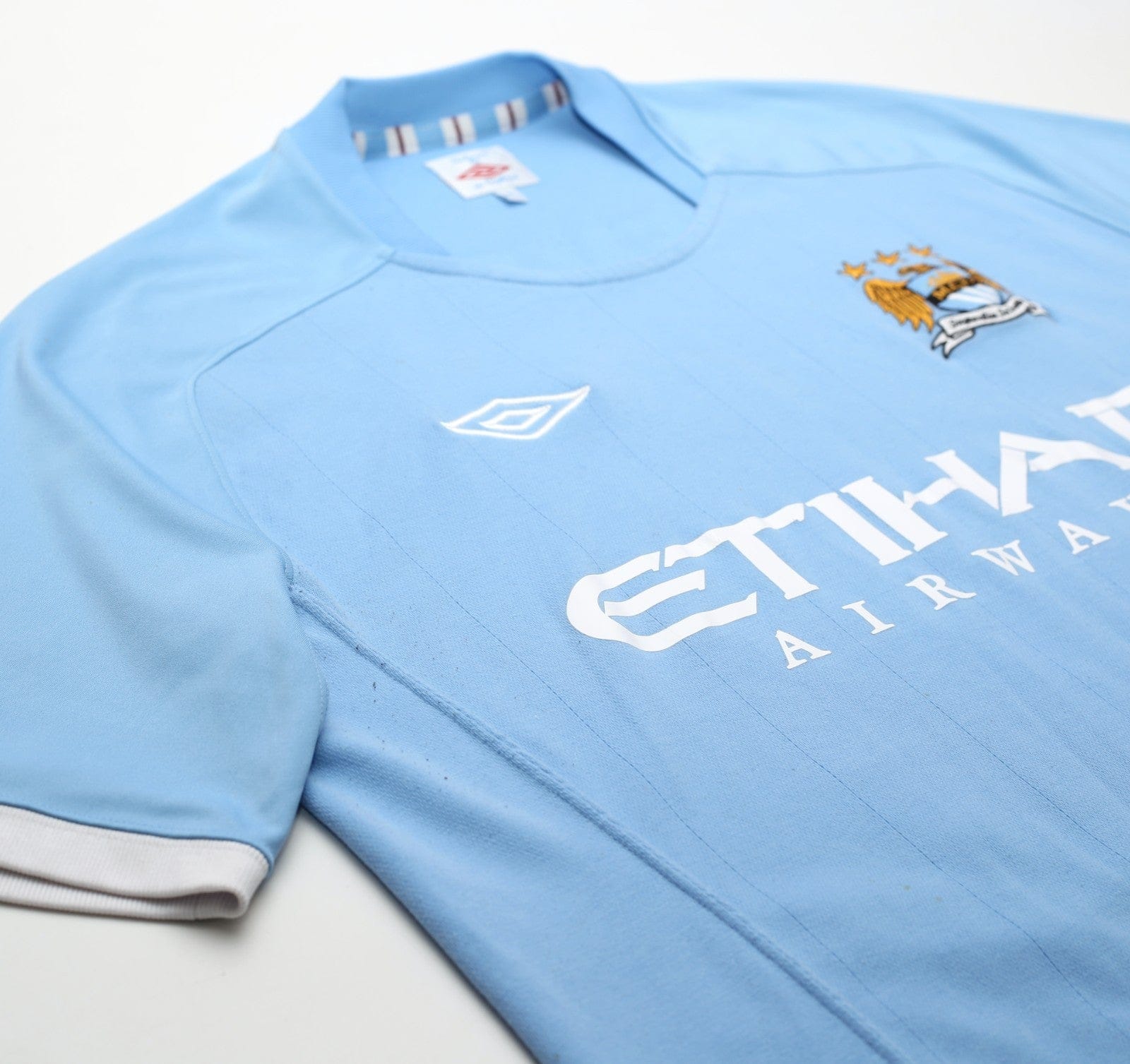 2010/11 TEVEZ #32 Manchester City Vintage Umbro Home Football Shirt (M/L) 42