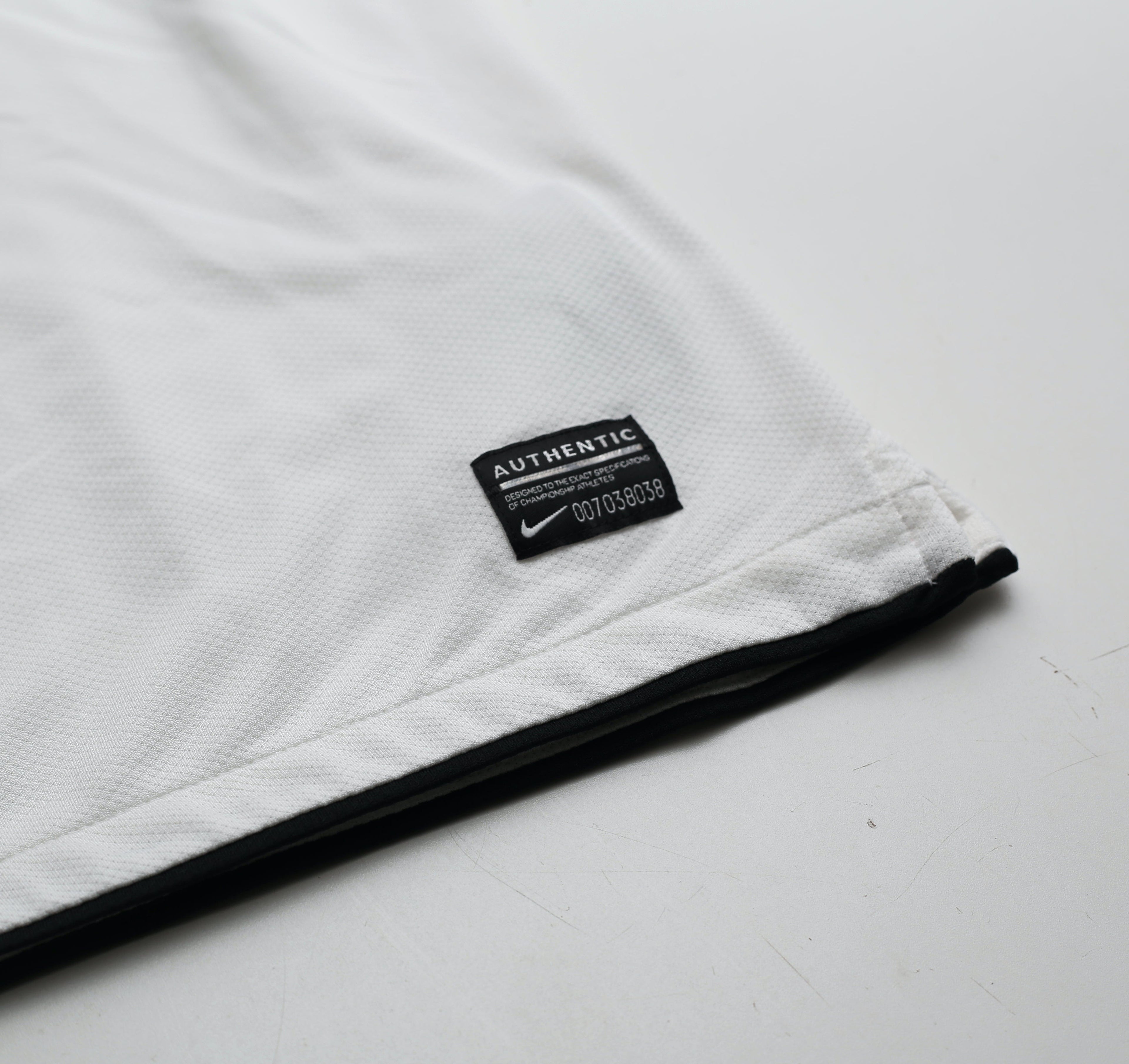 2010/12 BERBATOV #9 Manchester United Vintage Nike Away Football Shirt (L)