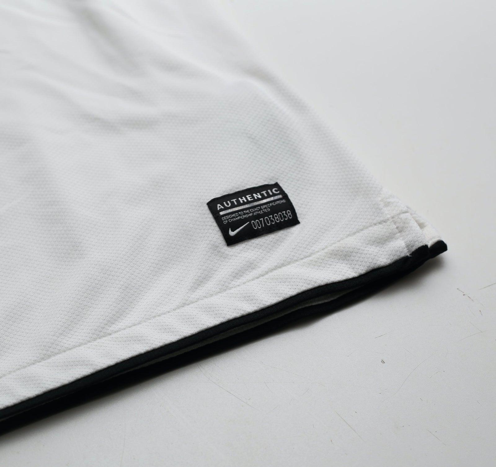 2010/12 BERBATOV #9 Manchester United Vintage Nike Away Football Shirt (L)