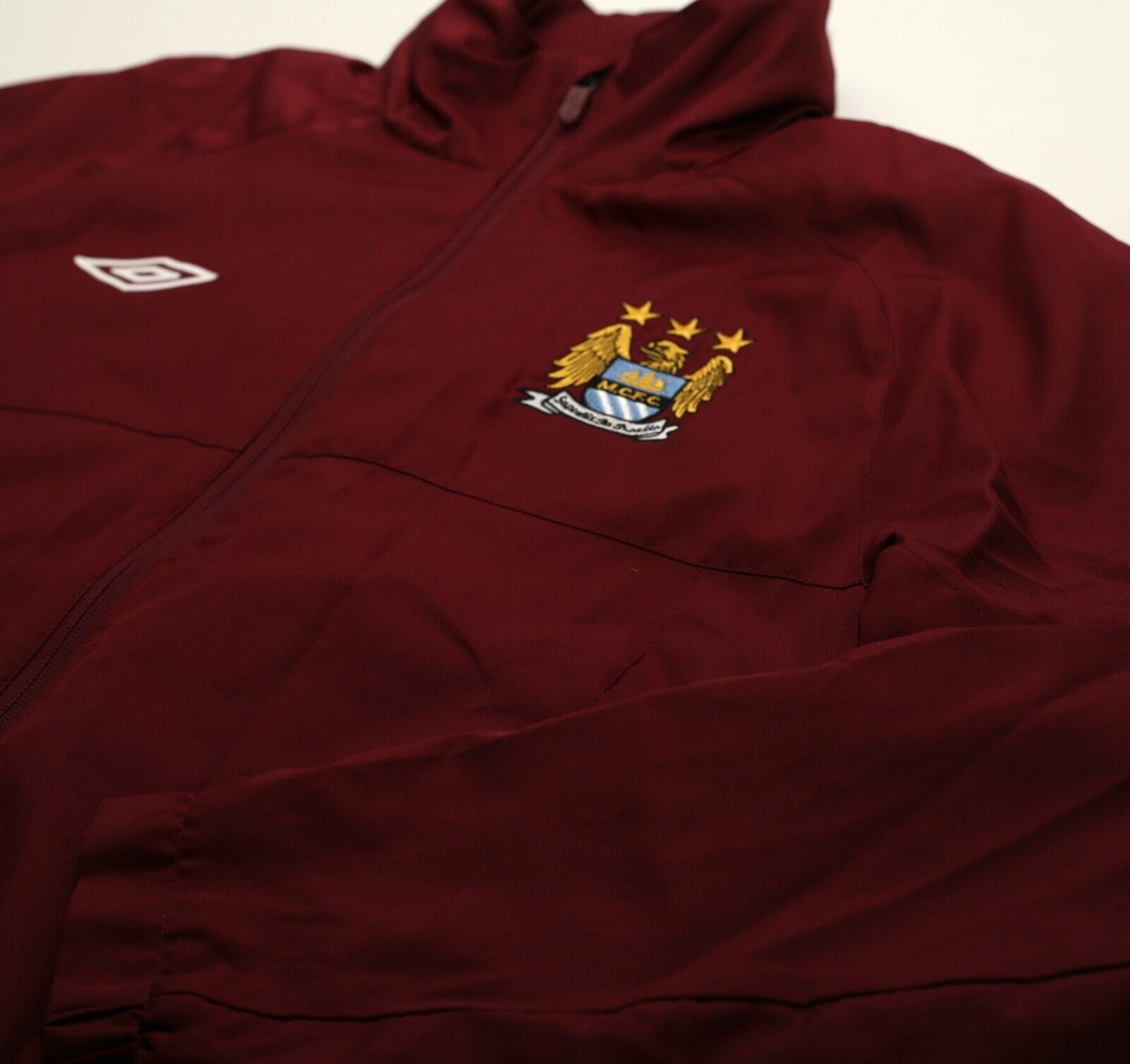 2010/12 MANCHESTER CITY Vintage Umbro Football Hooded Jacket (M)