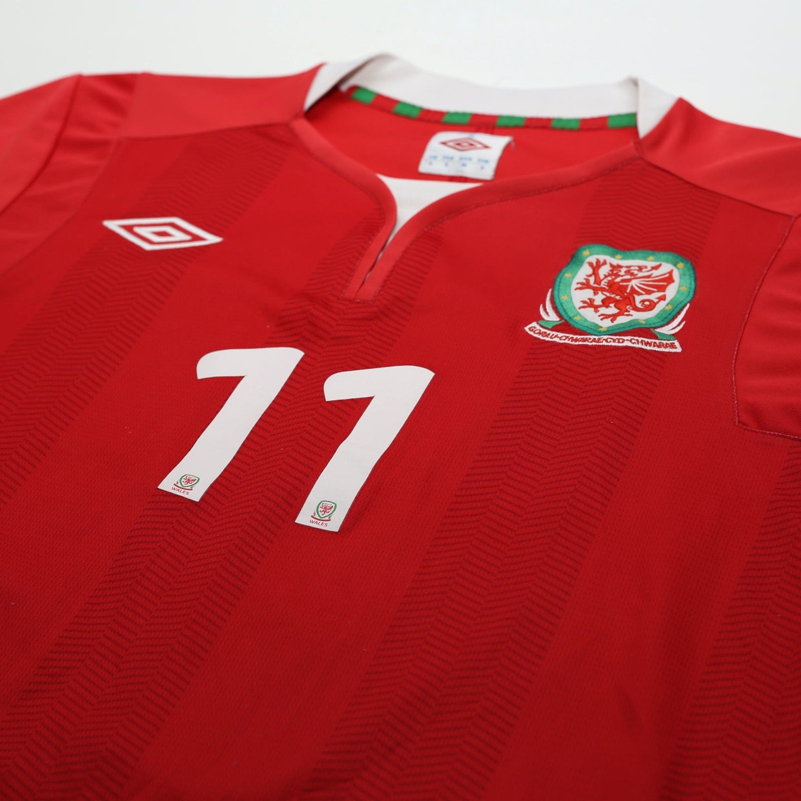 2011/12 Bale #11 Wales Vintage Umbro Home Football Shirt (S)