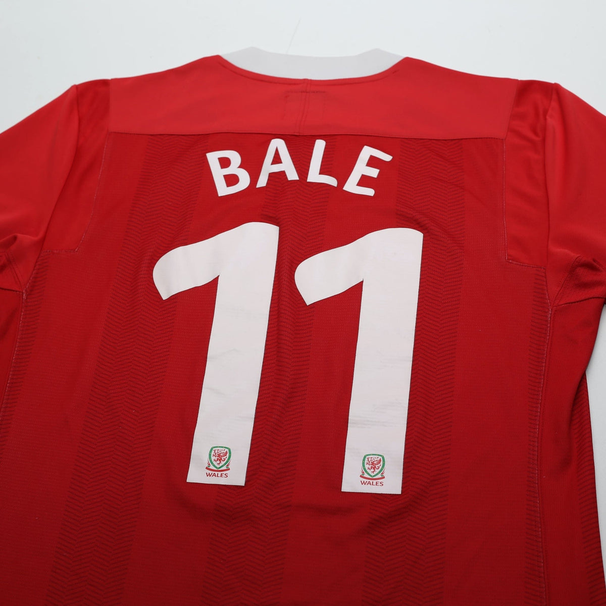 2011/12 Bale #11 Wales Vintage Umbro Home Football Shirt (S)