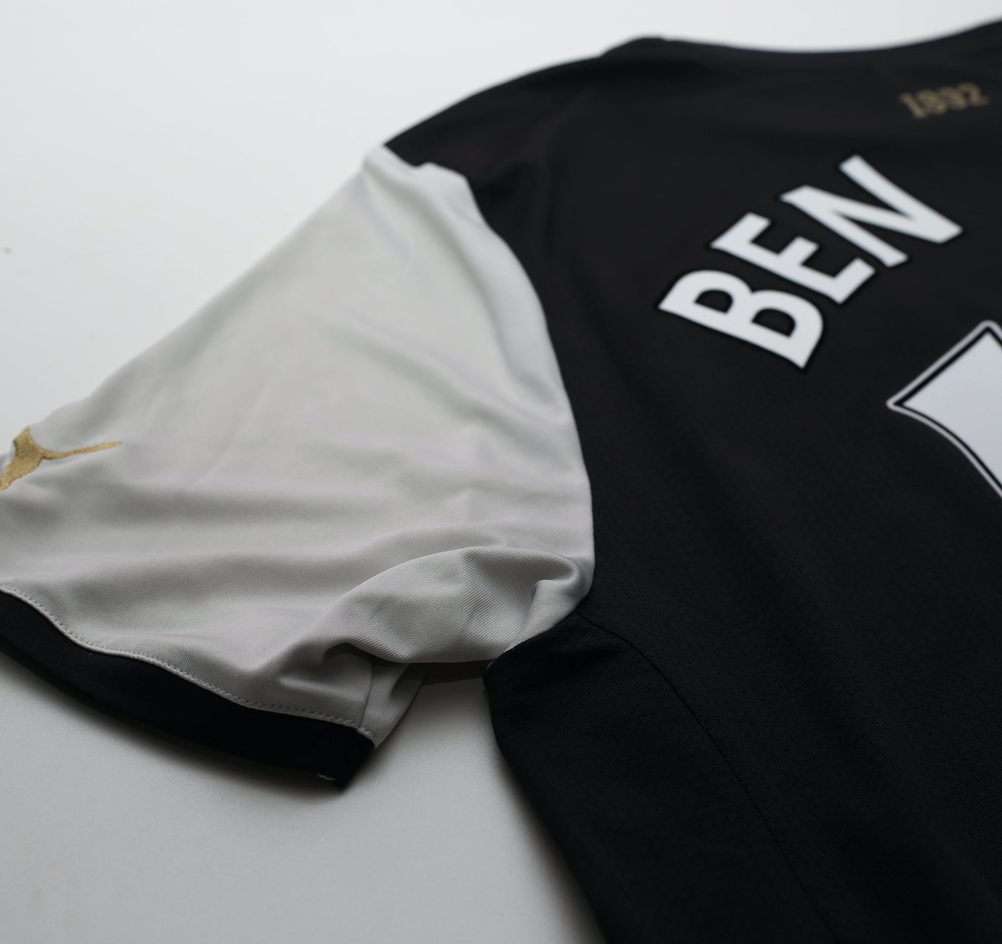 2011/12 Ben Arfa #10 Newcastle United Vintage PUMA Home Football Shirt (M)