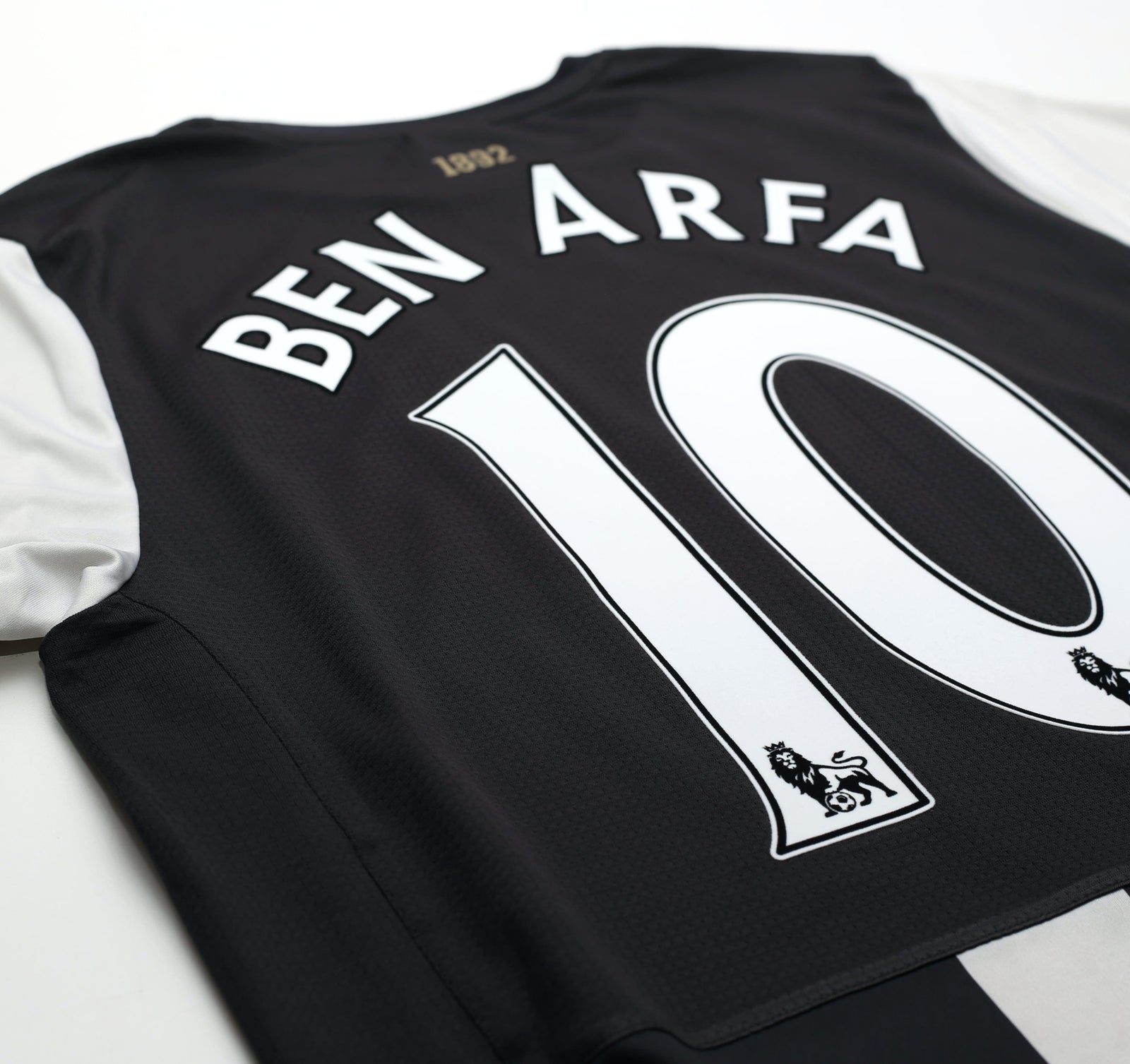 2011/12 Ben Arfa #10 Newcastle United Vintage PUMA Home Football Shirt (M)