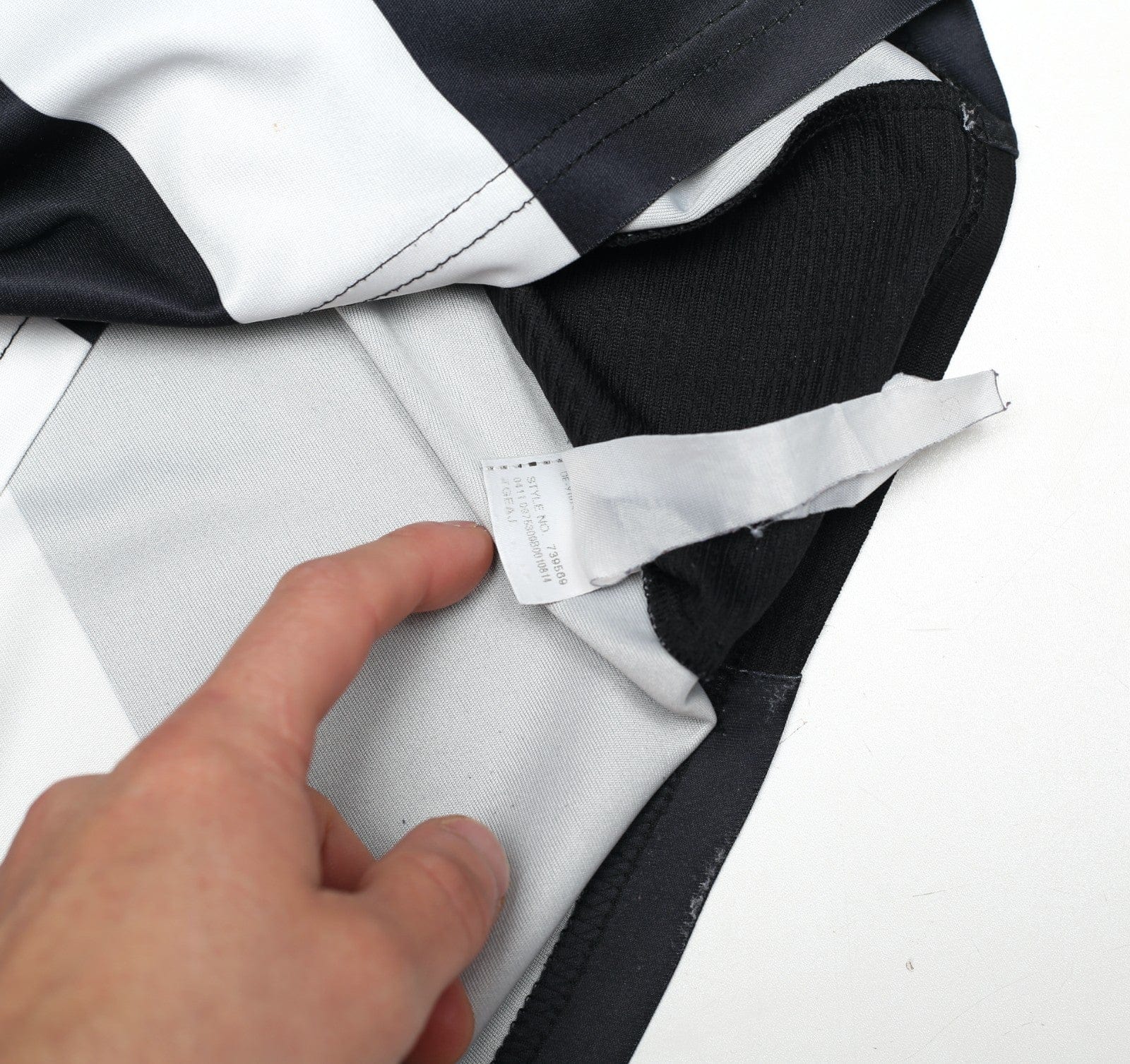 2011/12 BEN ARFA #10 Newcastle United Vintage PUMA Home Football Shirt (M)