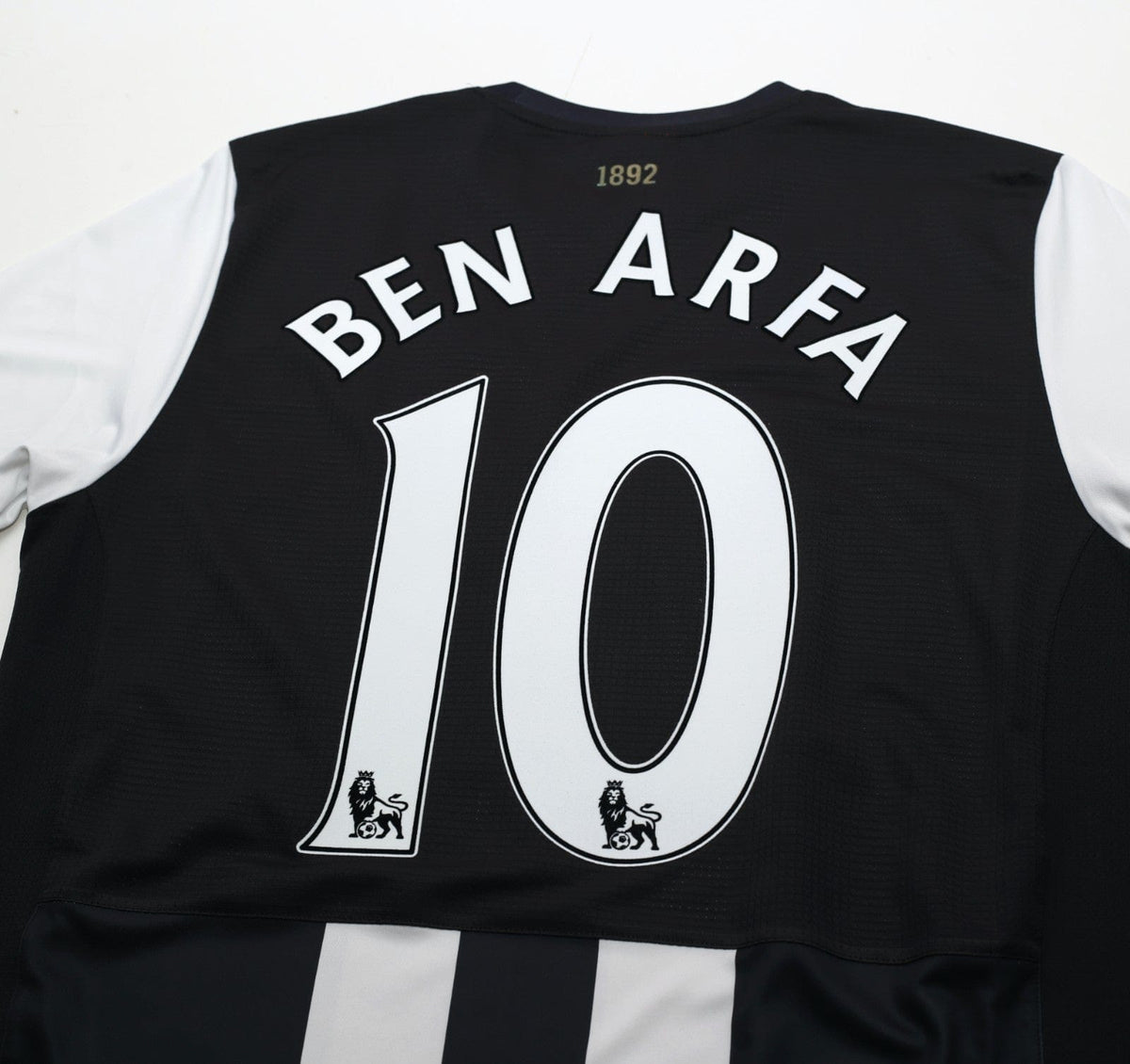 2011/12 BEN ARFA #10 Newcastle United Vintage PUMA Home Football Shirt (M)