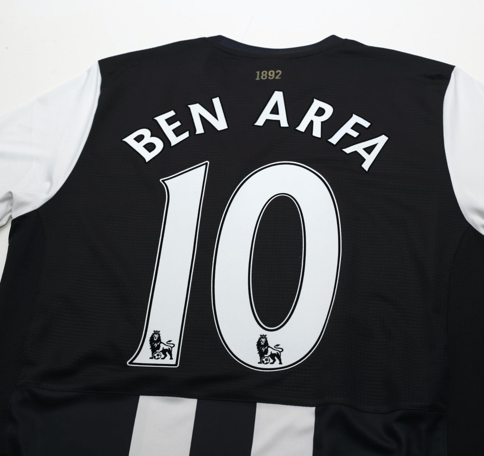 2011/12 BEN ARFA #10 Newcastle United Vintage PUMA Home Football Shirt (M)