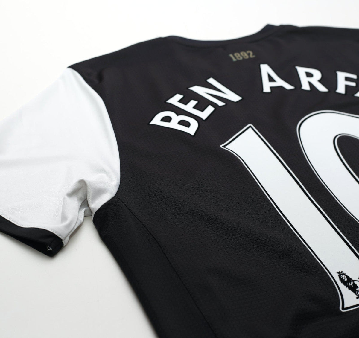 2011/12 BEN ARFA #10 Newcastle United Vintage PUMA Home Football Shirt (M)