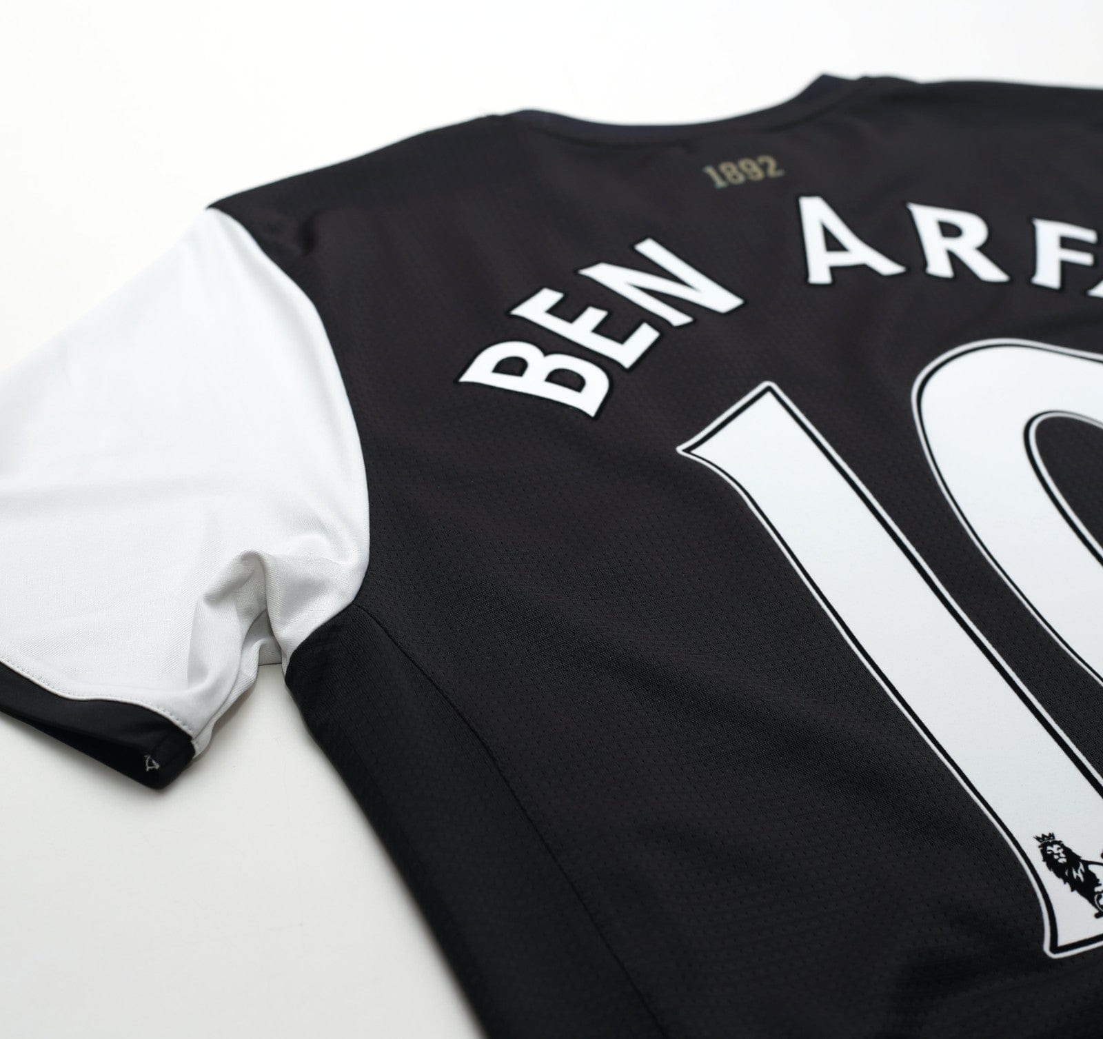 2011/12 BEN ARFA #10 Newcastle United Vintage PUMA Home Football Shirt (M)