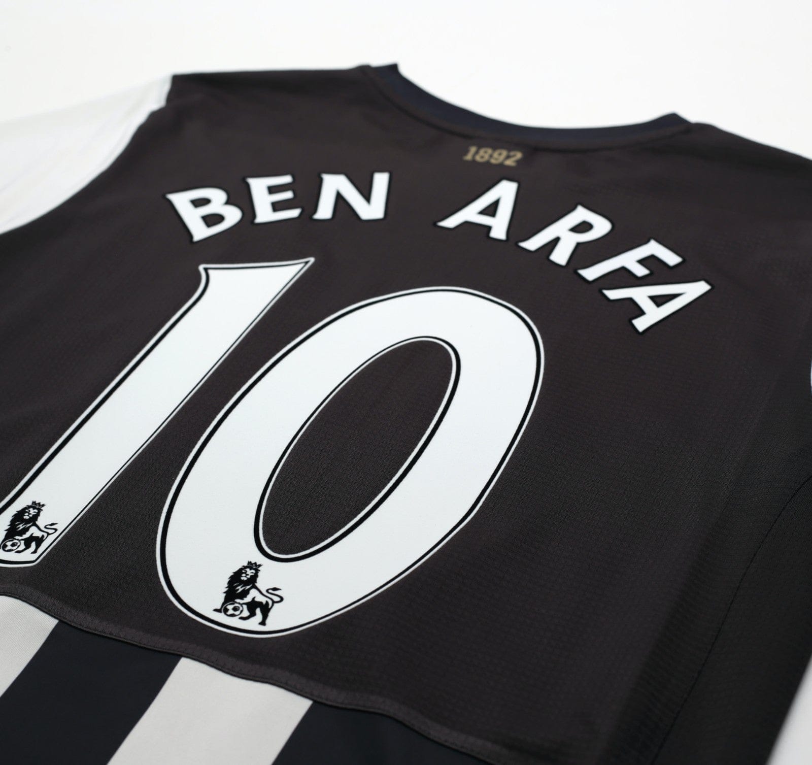 2011/12 BEN ARFA #10 Newcastle United Vintage PUMA Home Football Shirt (M)
