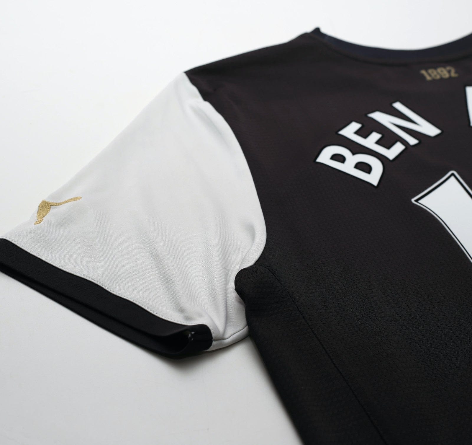 2011/12 BEN ARFA #10 Newcastle United Vintage PUMA Home Football Shirt (M)