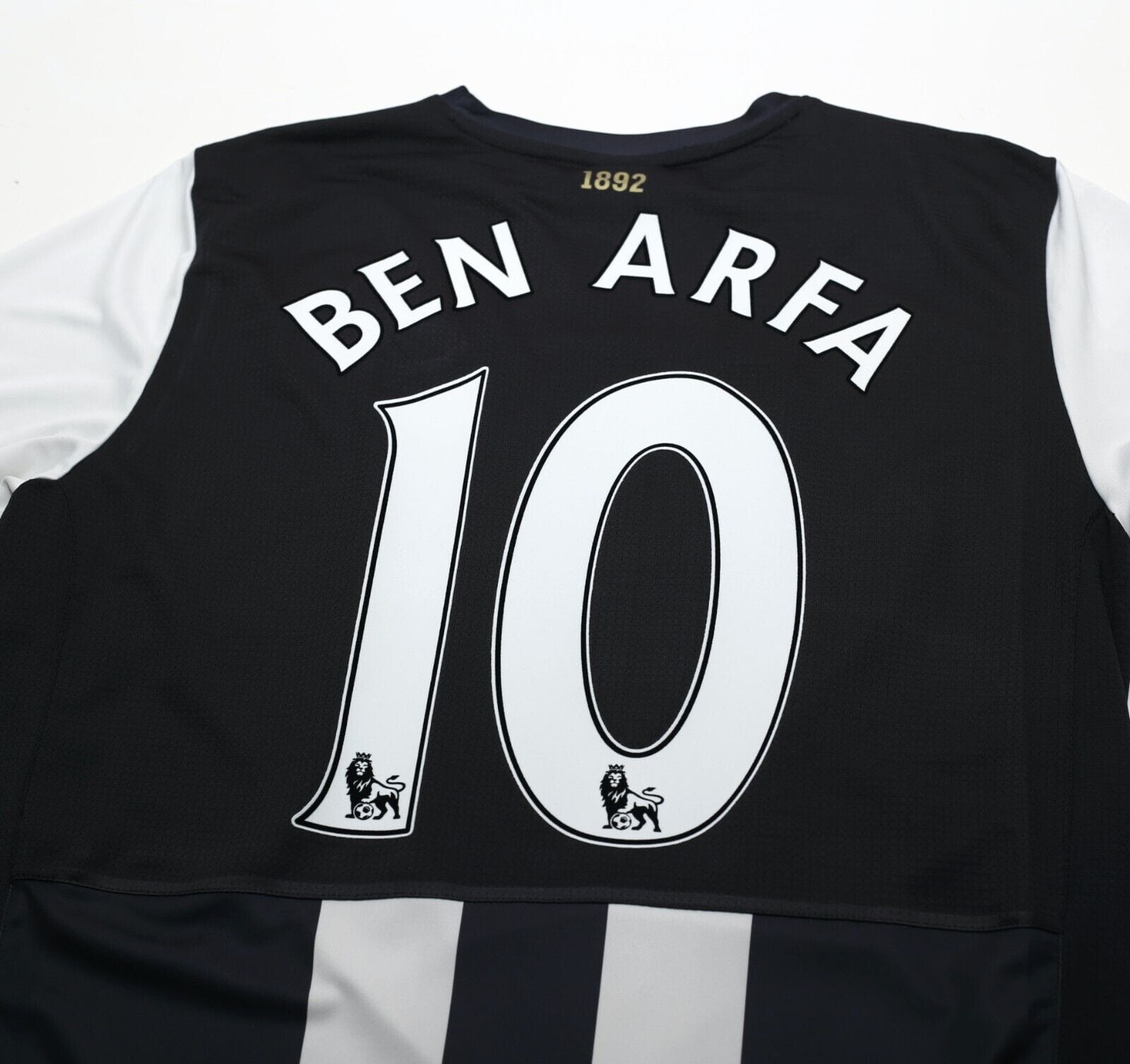 2011/12 BEN ARFA #10 Newcastle United Vintage PUMA Home Football Shirt (M)