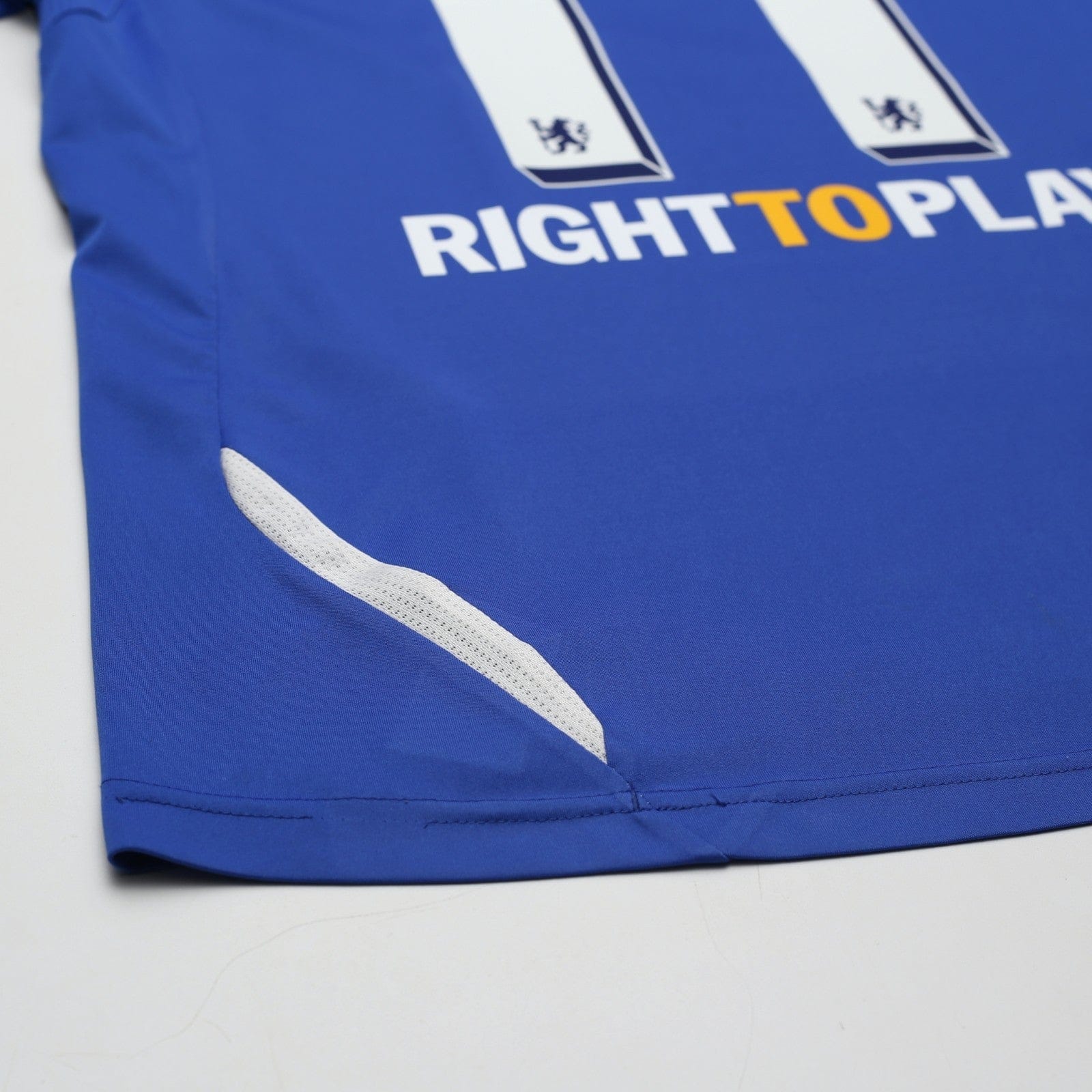 2011/12 Drogba #11 Chelsea Vintage adidas UCL Home Football Shirt (M)