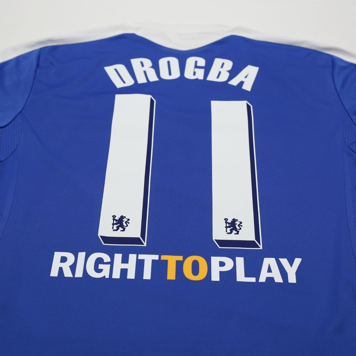 2011/12 Drogba #11 Chelsea Vintage adidas UCL Home Football Shirt (M)