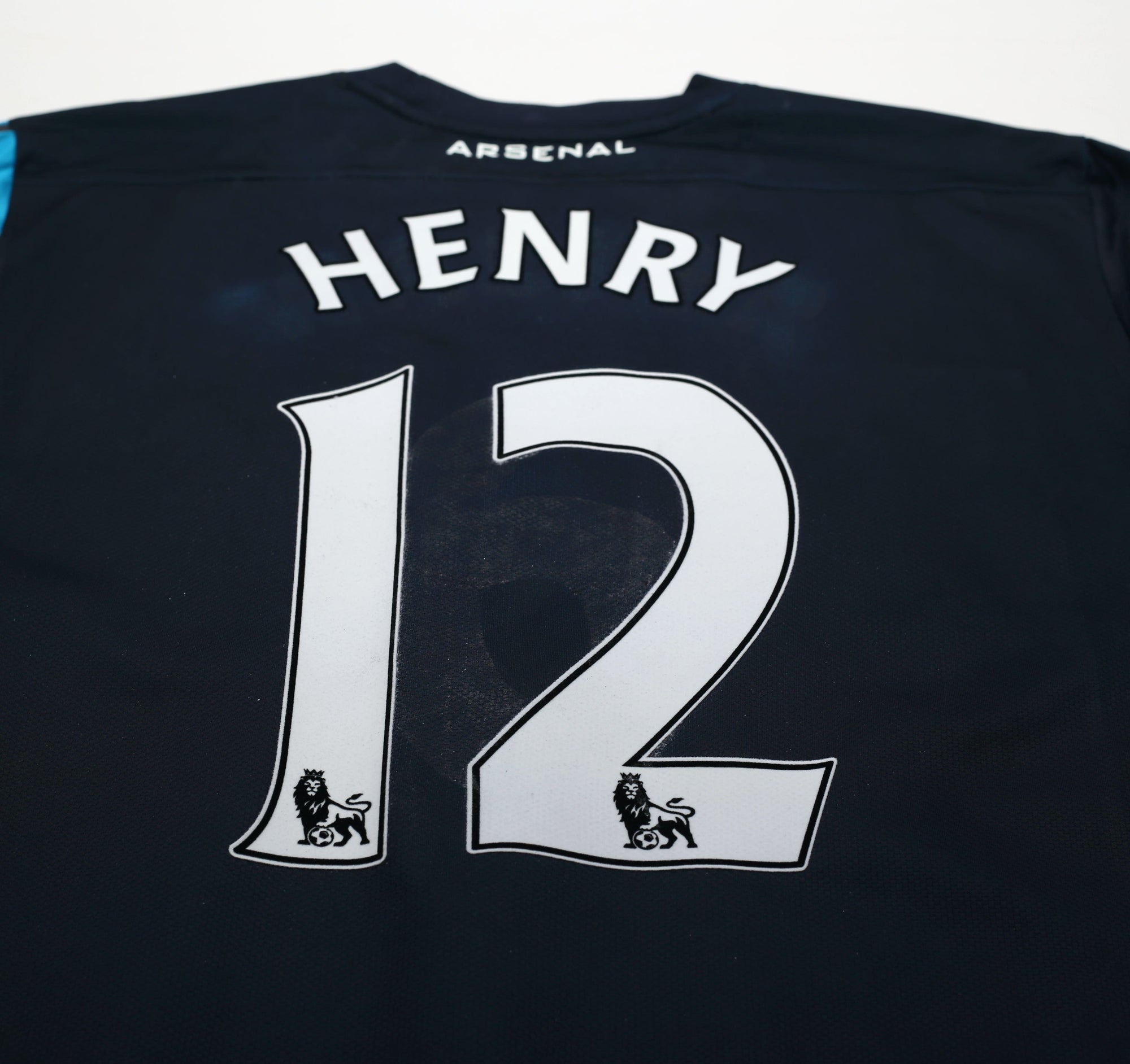 2011/12 HENRY #12 Arsenal Vintage Nike Away Football Shirt (L)