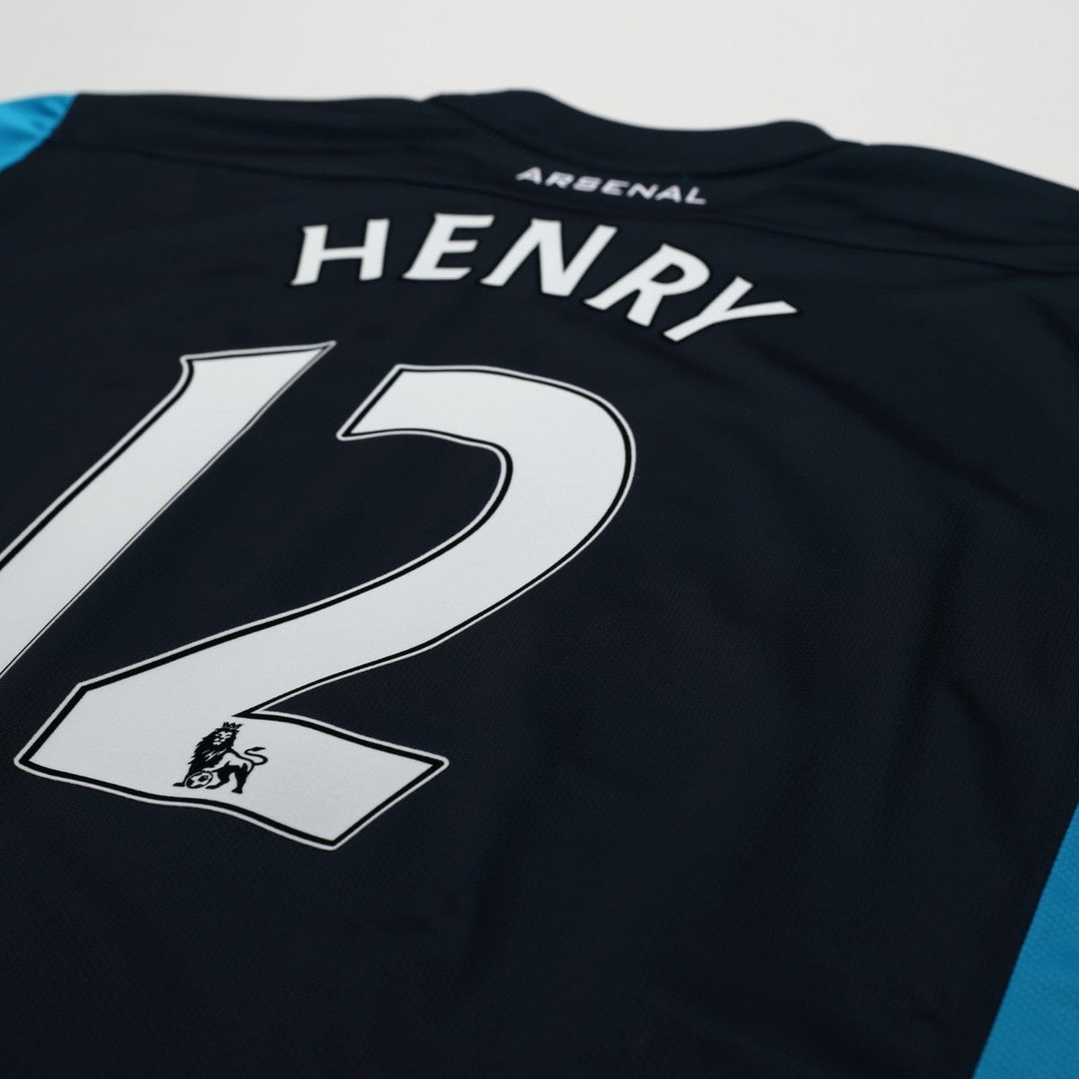 2011/12 Henry #12 Arsenal Vintage Nike Away Football Shirt (XXL)