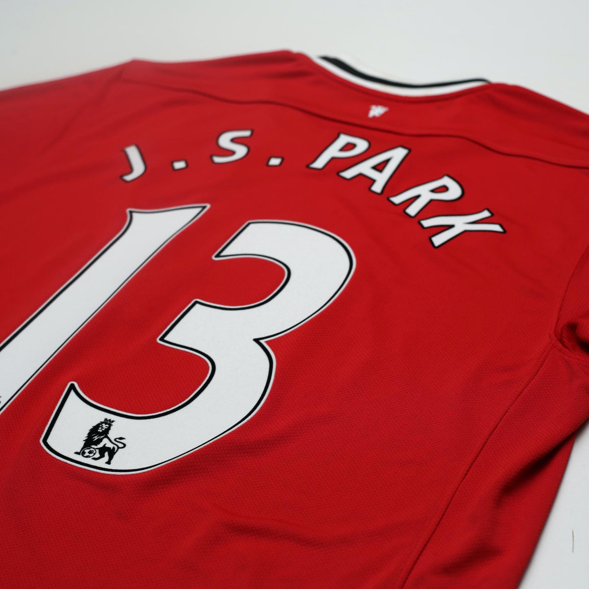 2011/12 J. S. Park #13 Manchester United Vintage Nike Home Football Shirt (L)