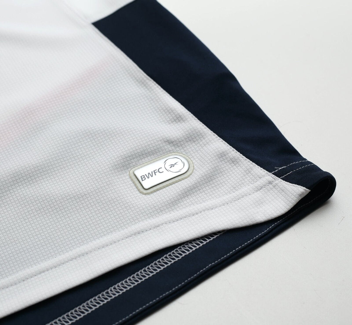 2011/12 K. DAVIES #14 Bolton Wanderers Vintage Reebok Home Football Shirt (M)