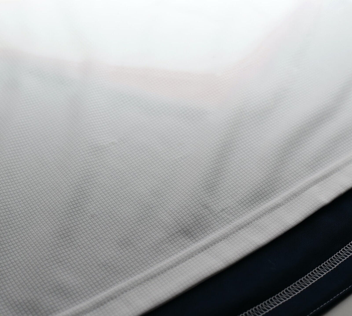 2011/12 MUAMBA #6 Bolton Wanderers Vintage Reebok Home Football Shirt (M/L)